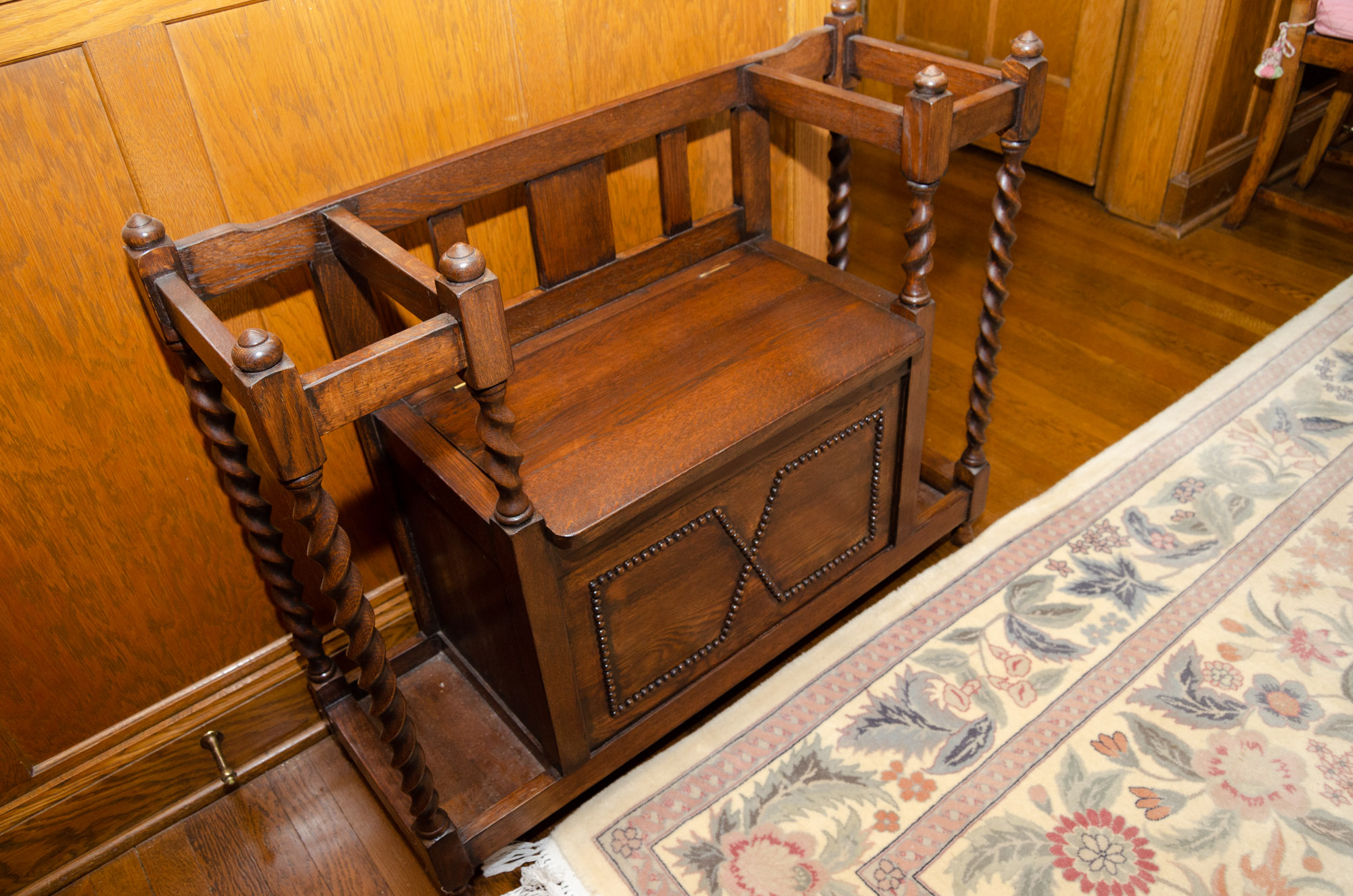 Vintage Entryway Bench