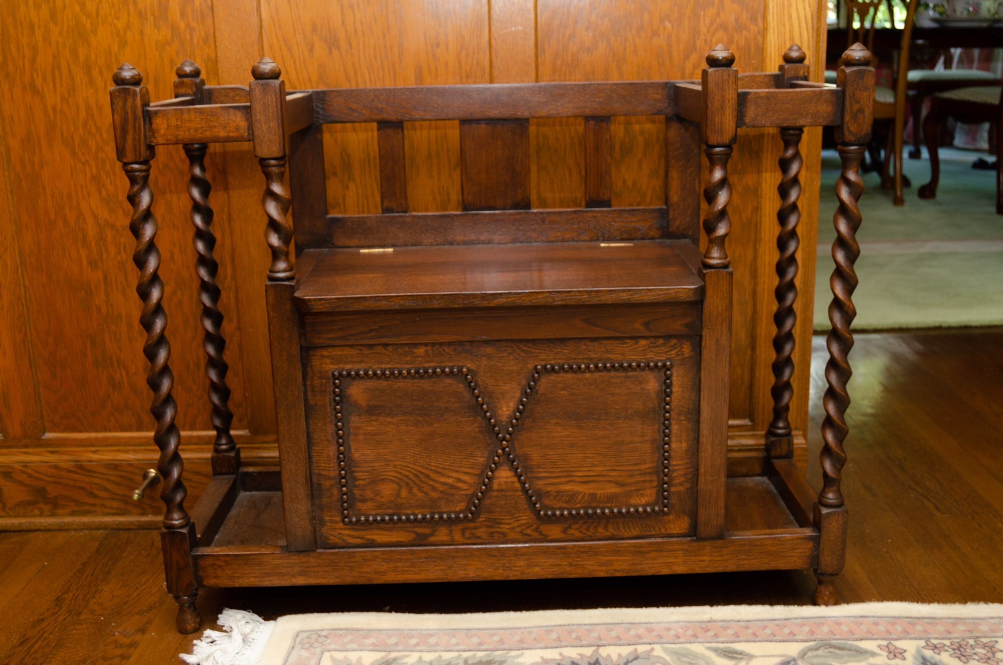 Vintage Entryway Bench