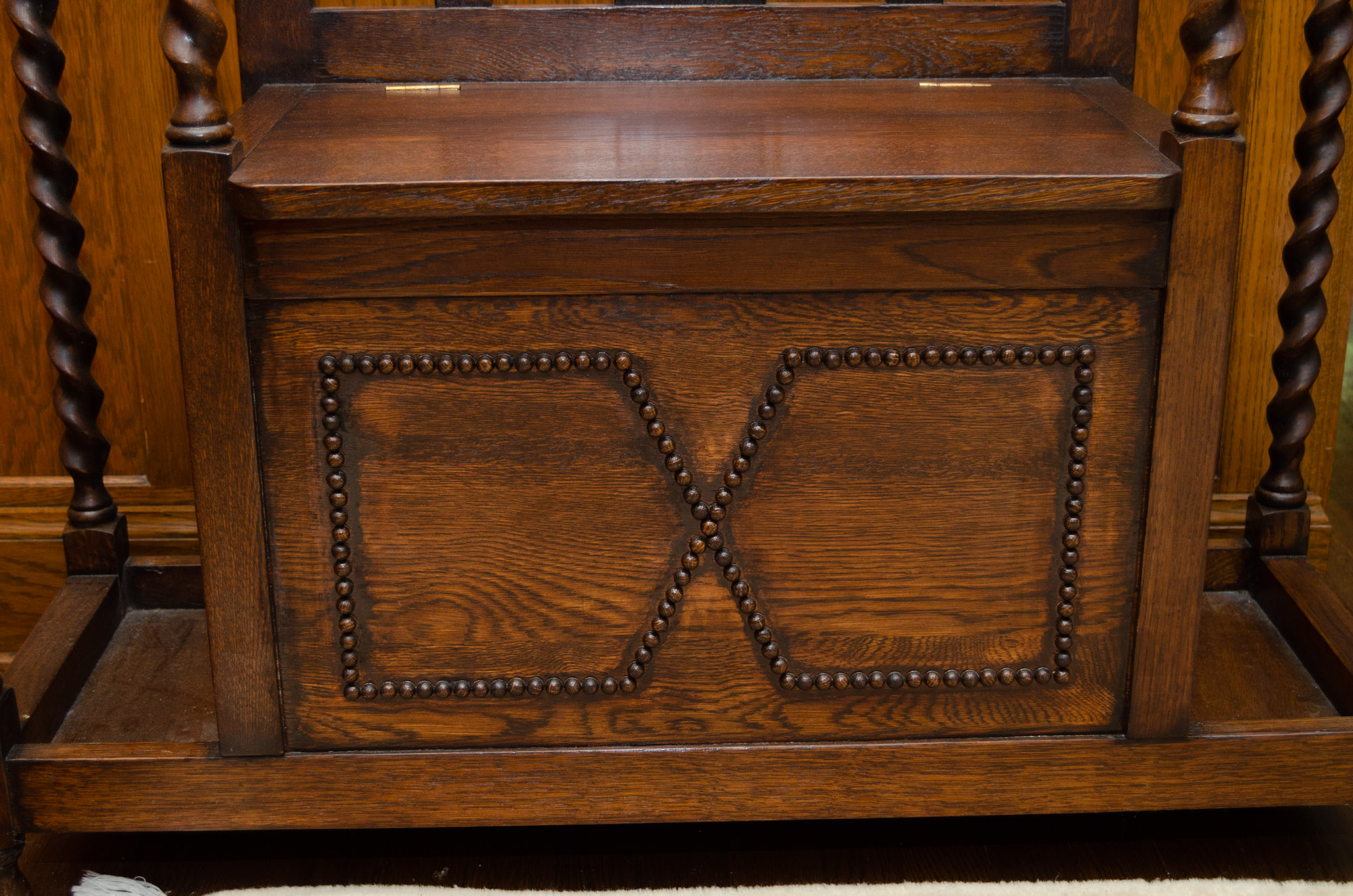 Vintage Entryway Bench
