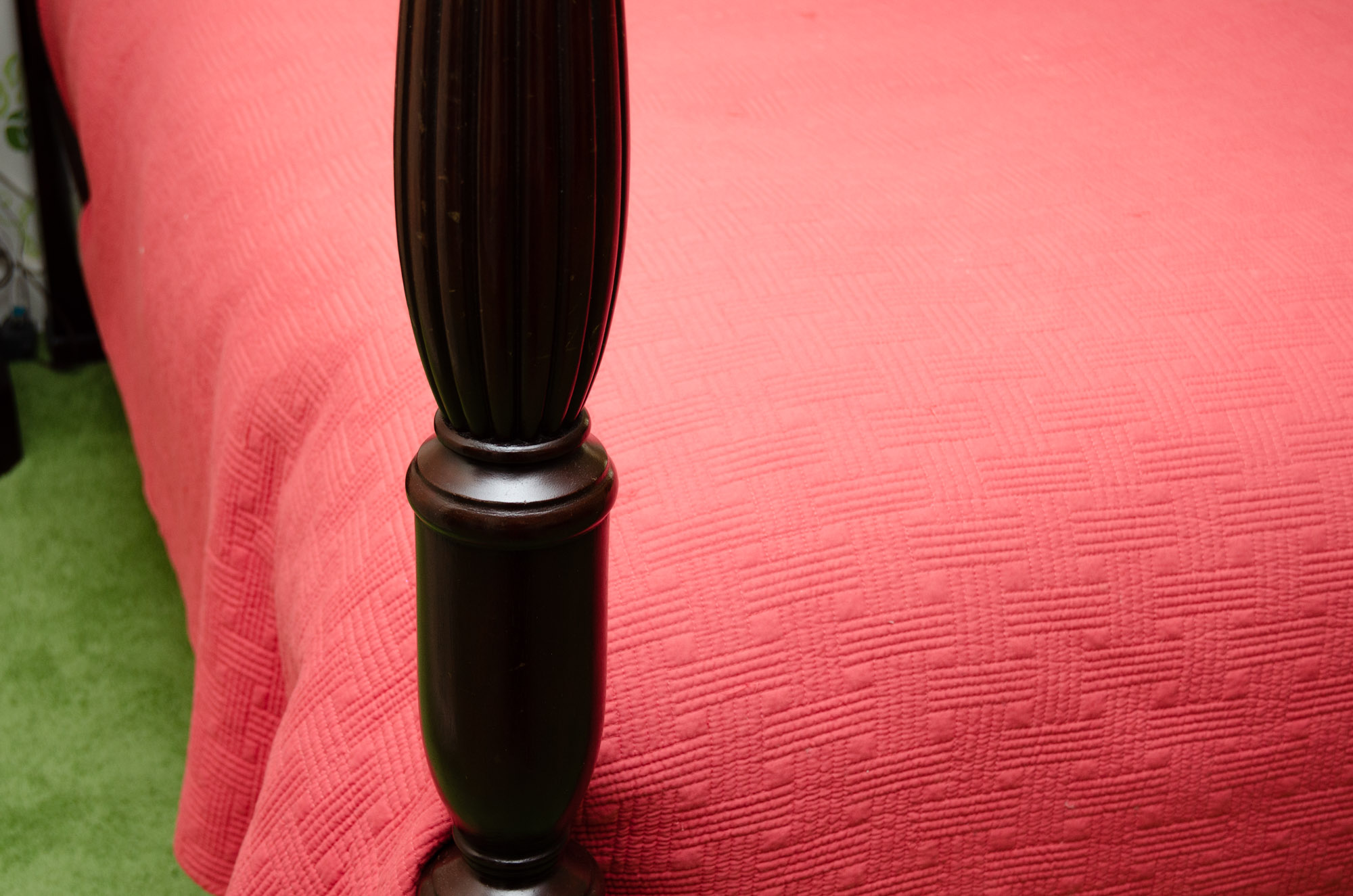 Vintage King Size Four Poster Bed Frame by Harden and Tempur-Pedic Mattress