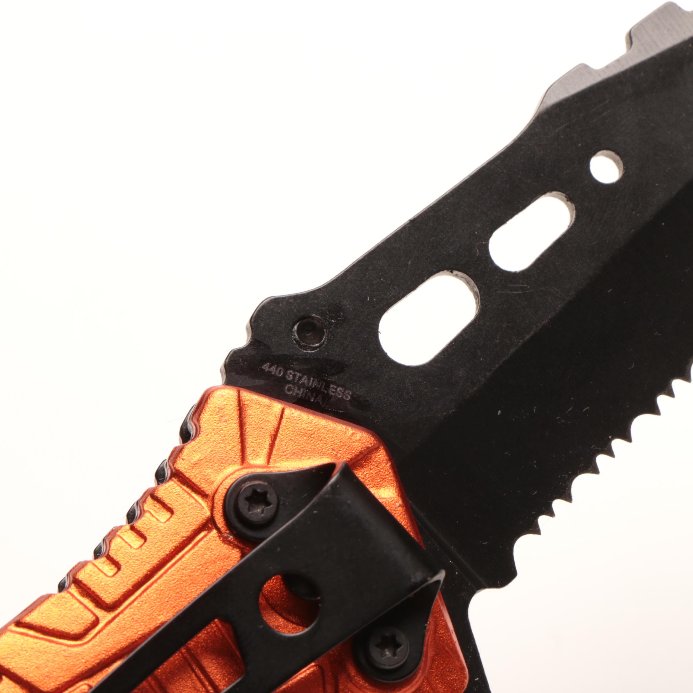 Razor Tactical Survival Knife With Box