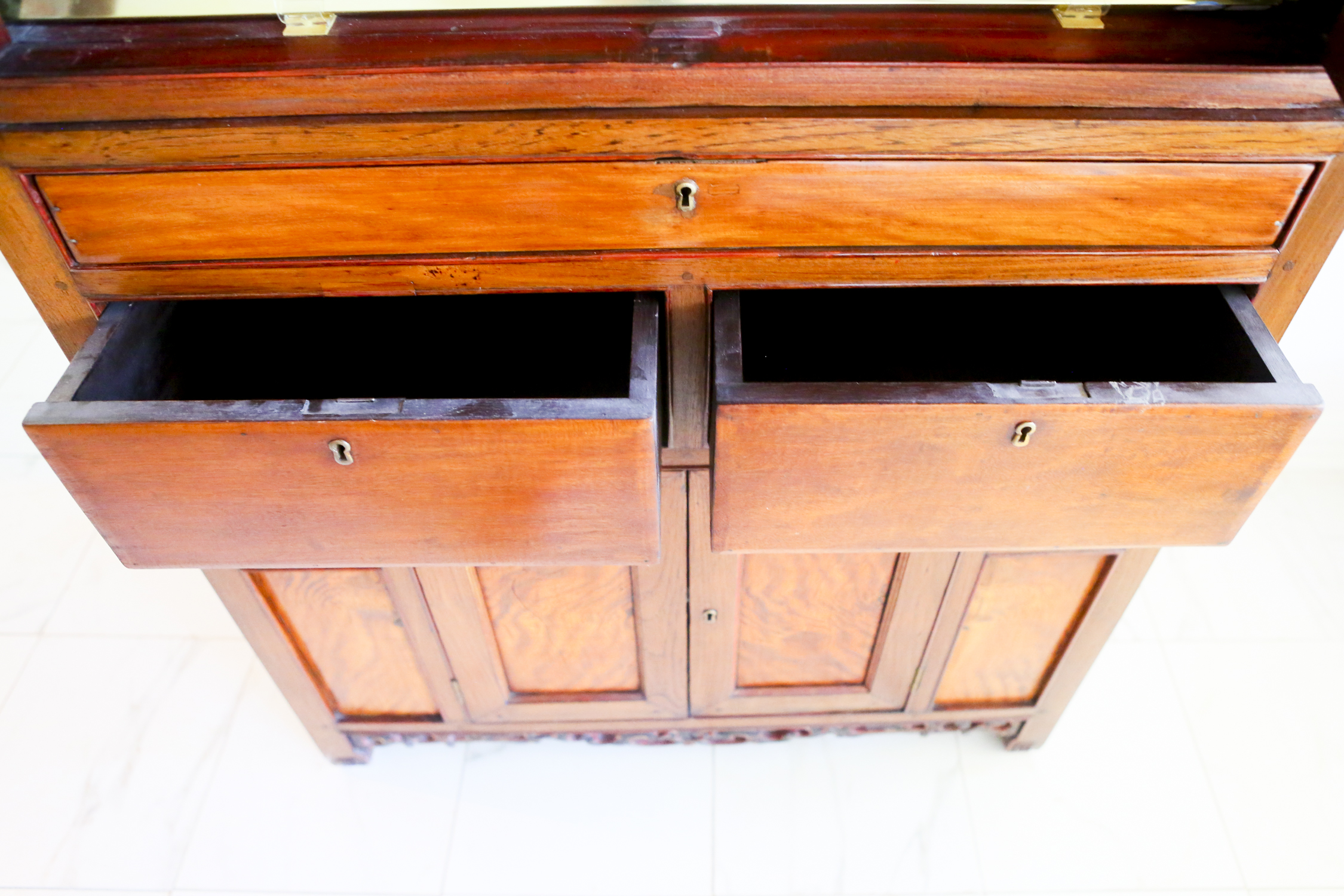 Vintage Illuminated China Cabinet
