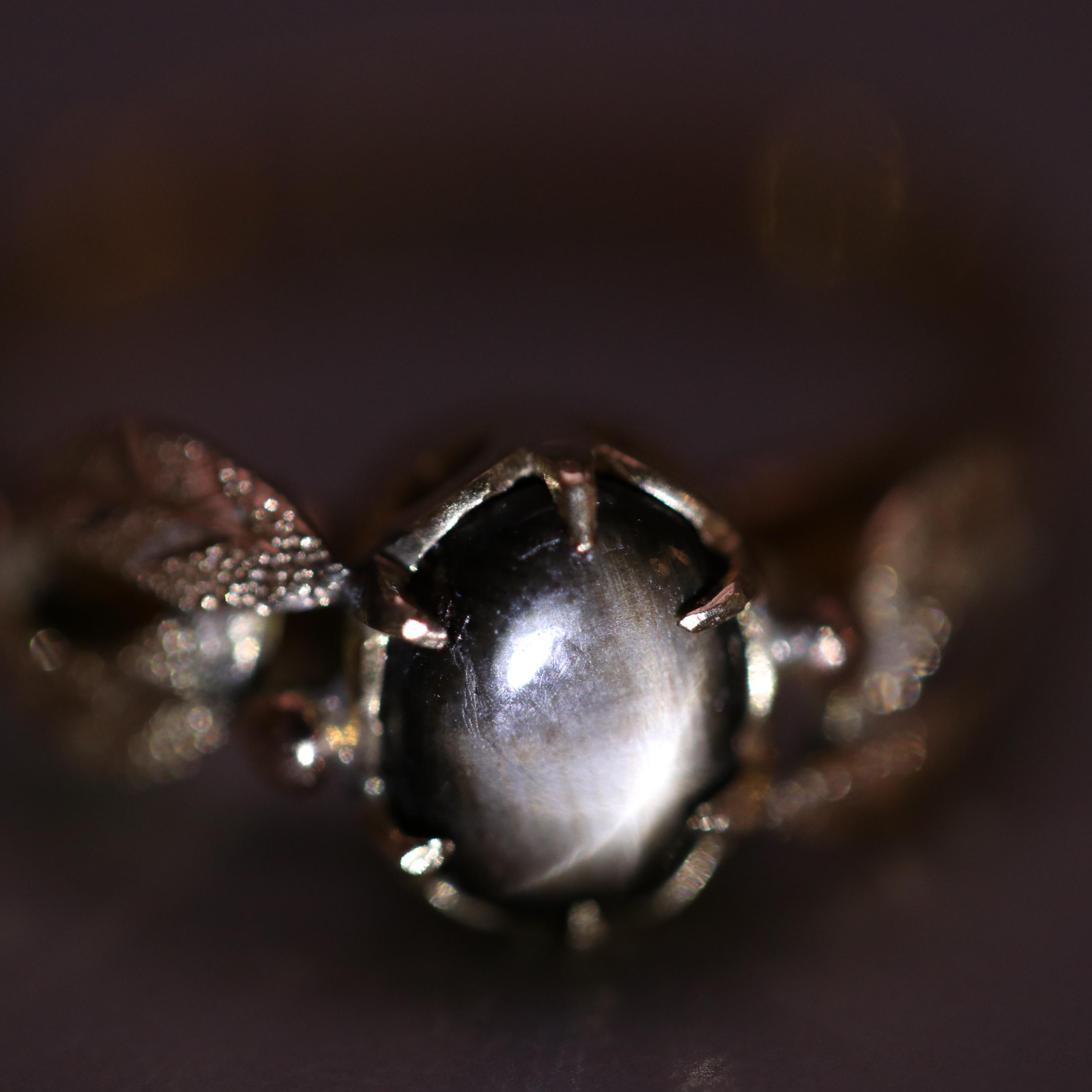 Vintage 14K Yellow Gold Black Star Sapphire Ring