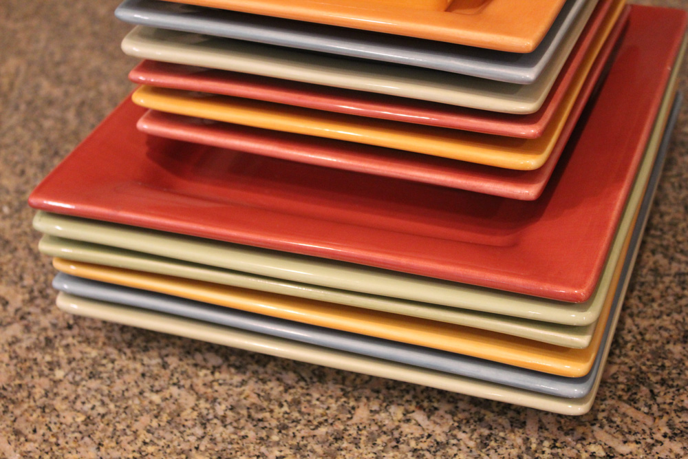 Hand-Painted Espana "Lifestyle" Dinnerware