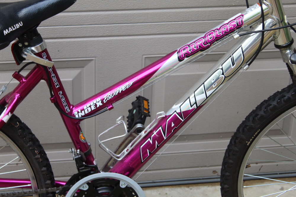 Malibu Air Blast Girl's Mountain Bike
