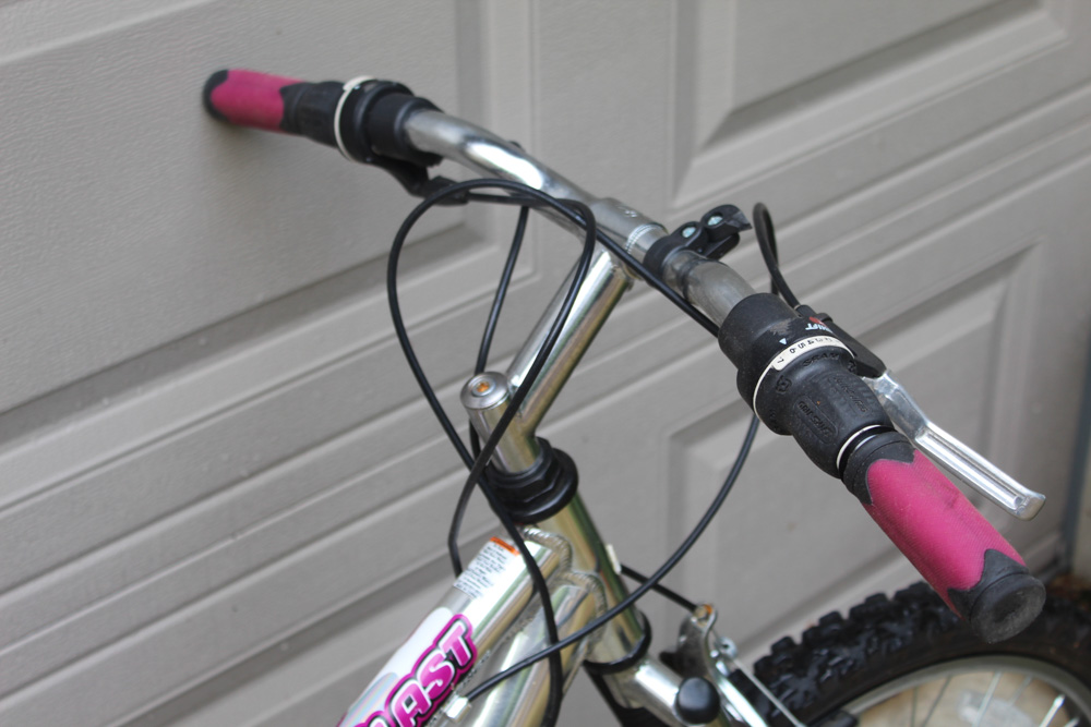 Malibu Air Blast Girl's Mountain Bike