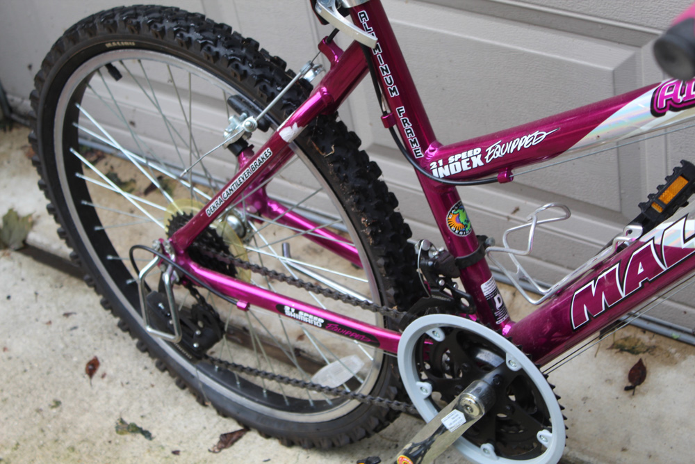 Malibu Air Blast Girl's Mountain Bike