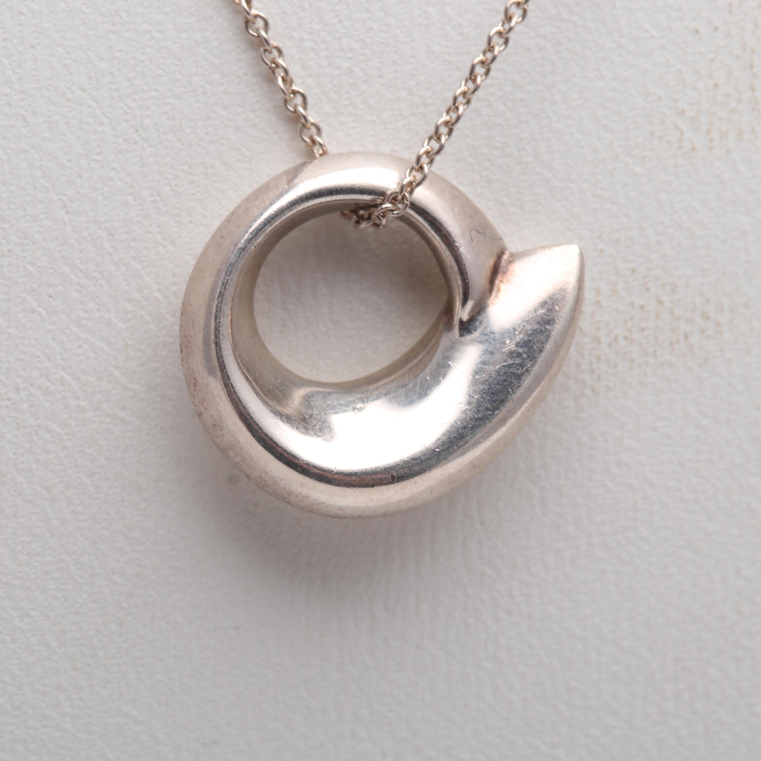 Tiffany & Co. Frank Gehry Sterling Silver Open Circle Pendant Necklace