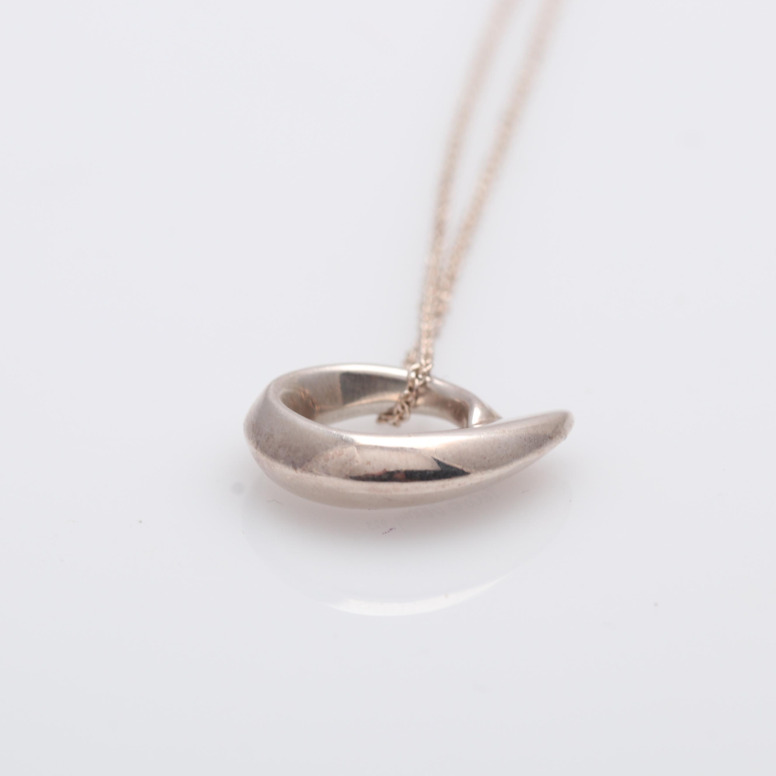 Tiffany & Co. Frank Gehry Sterling Silver Open Circle Pendant Necklace