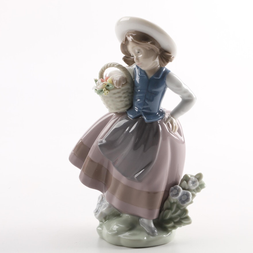 Lladró "Sweet Scent" Porcelain Figurine