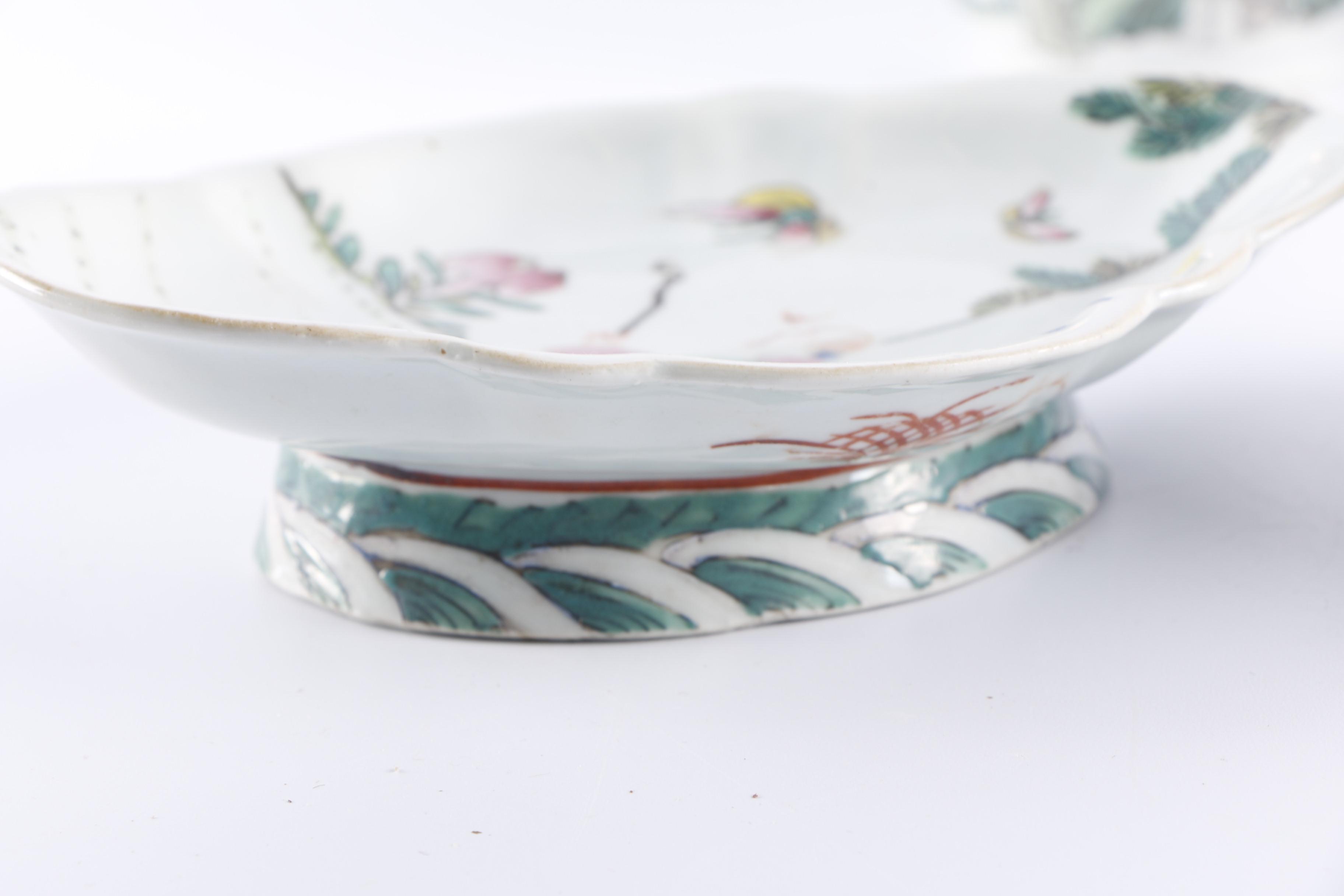 Chinese Pictorial Footed Dishes and Lidded Bowl