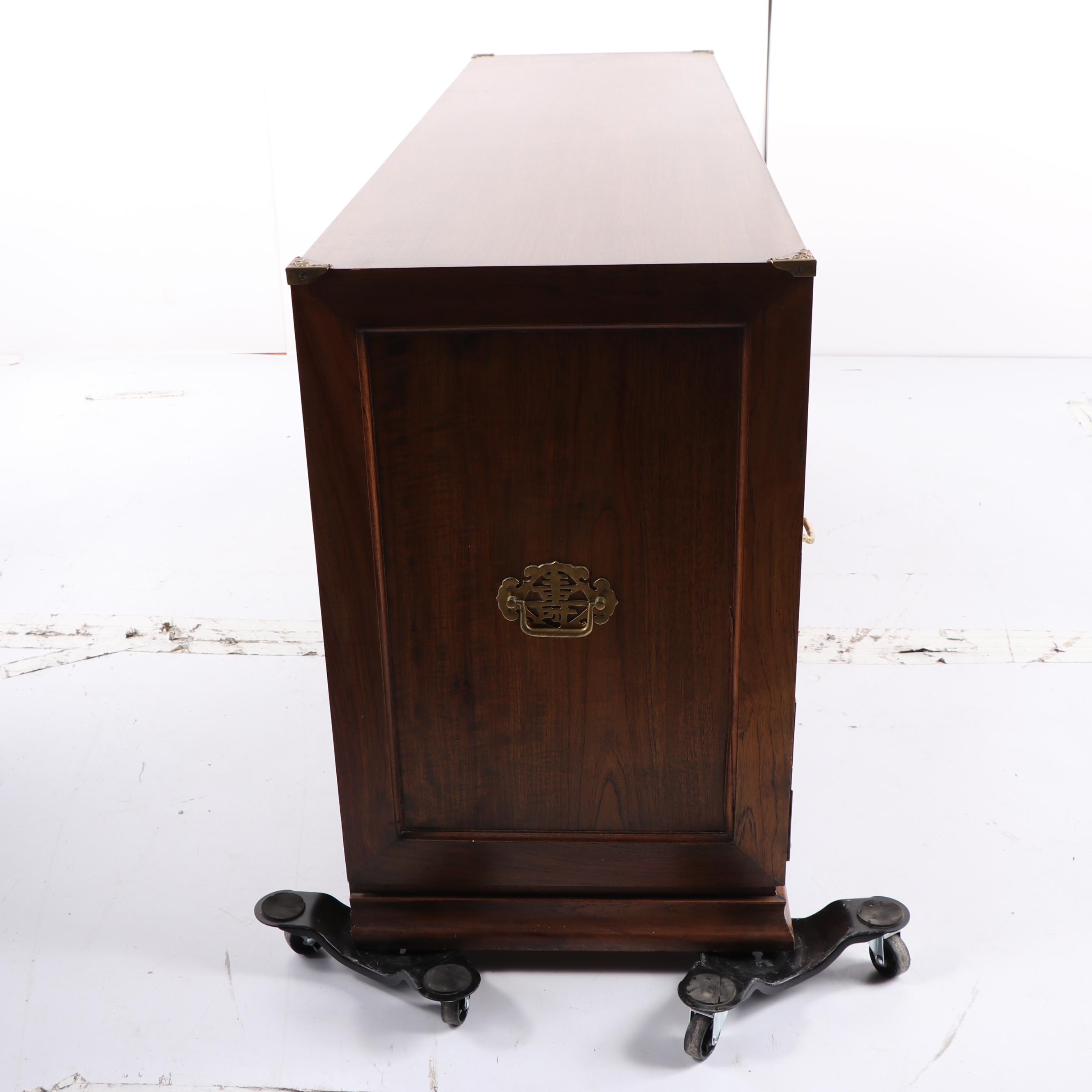 Chinese Style Chest of Drawers