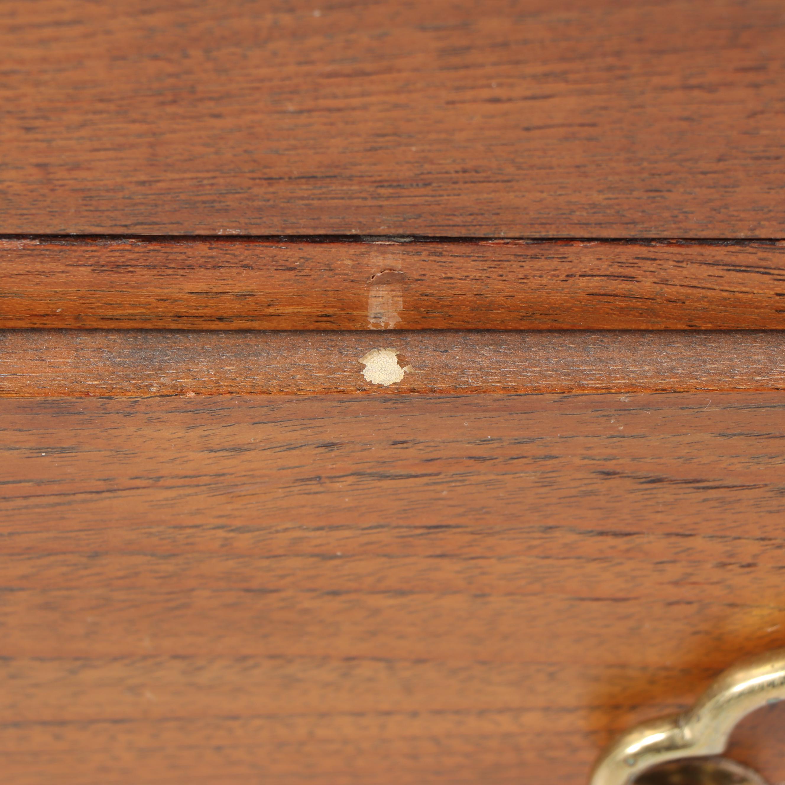 Chinese Style Chest of Drawers