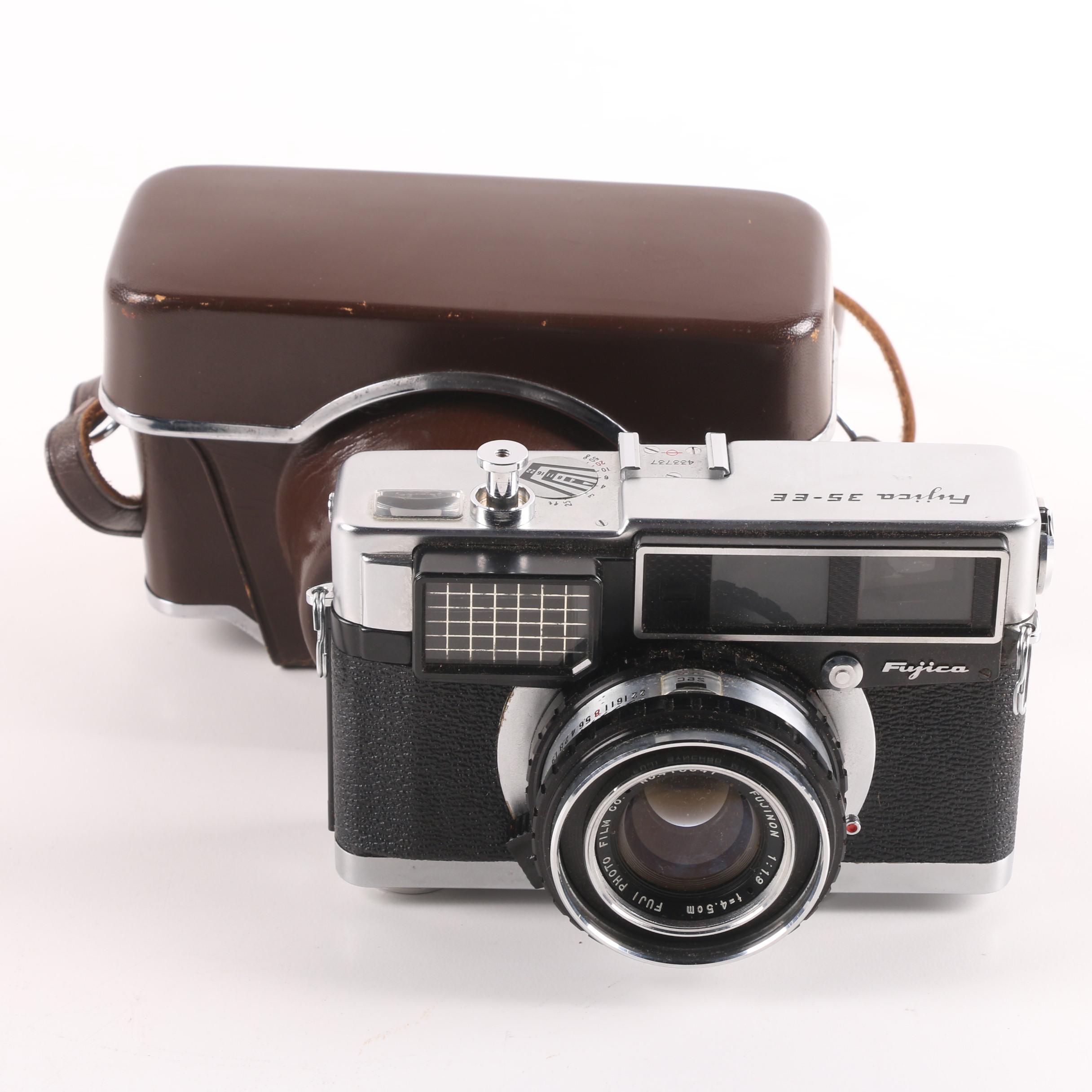 Vintage Fujica 35-EE  35mm Rangefinder Camera with Leather Case