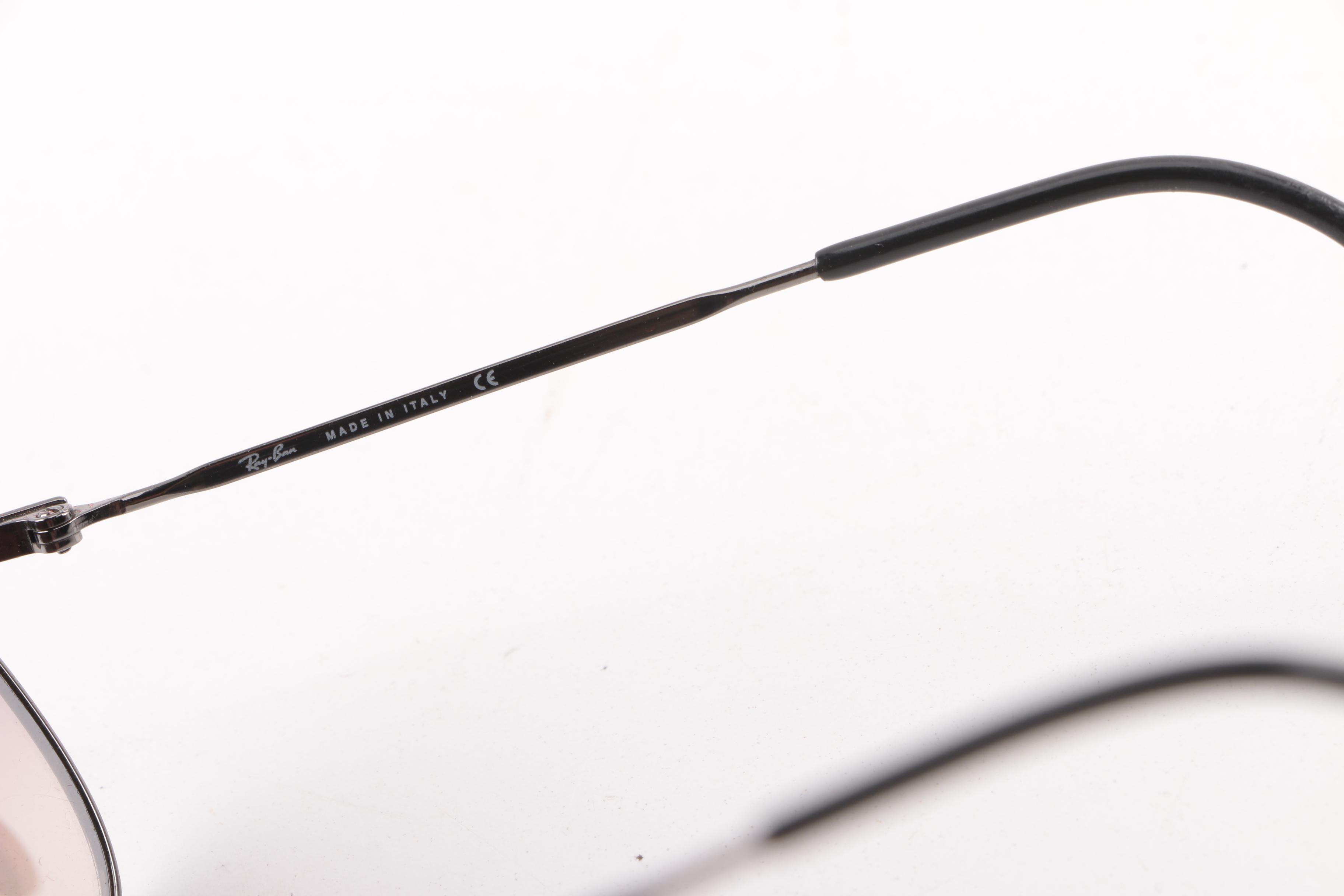 Ray-Ban 3267 Aviator Style Sunglasses with Case