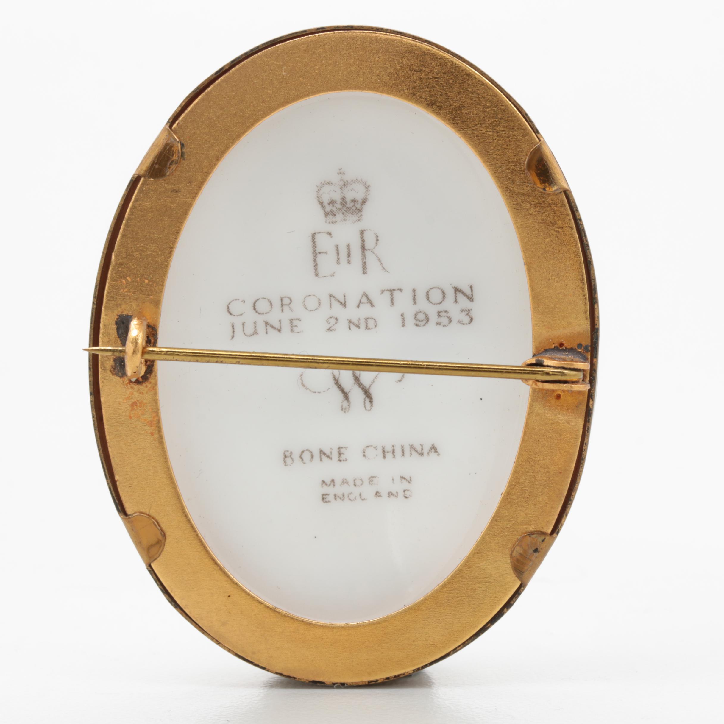 1953 Royal Worcester Gold Tone Porcelain Queen Elizabeth II Coronation Brooch