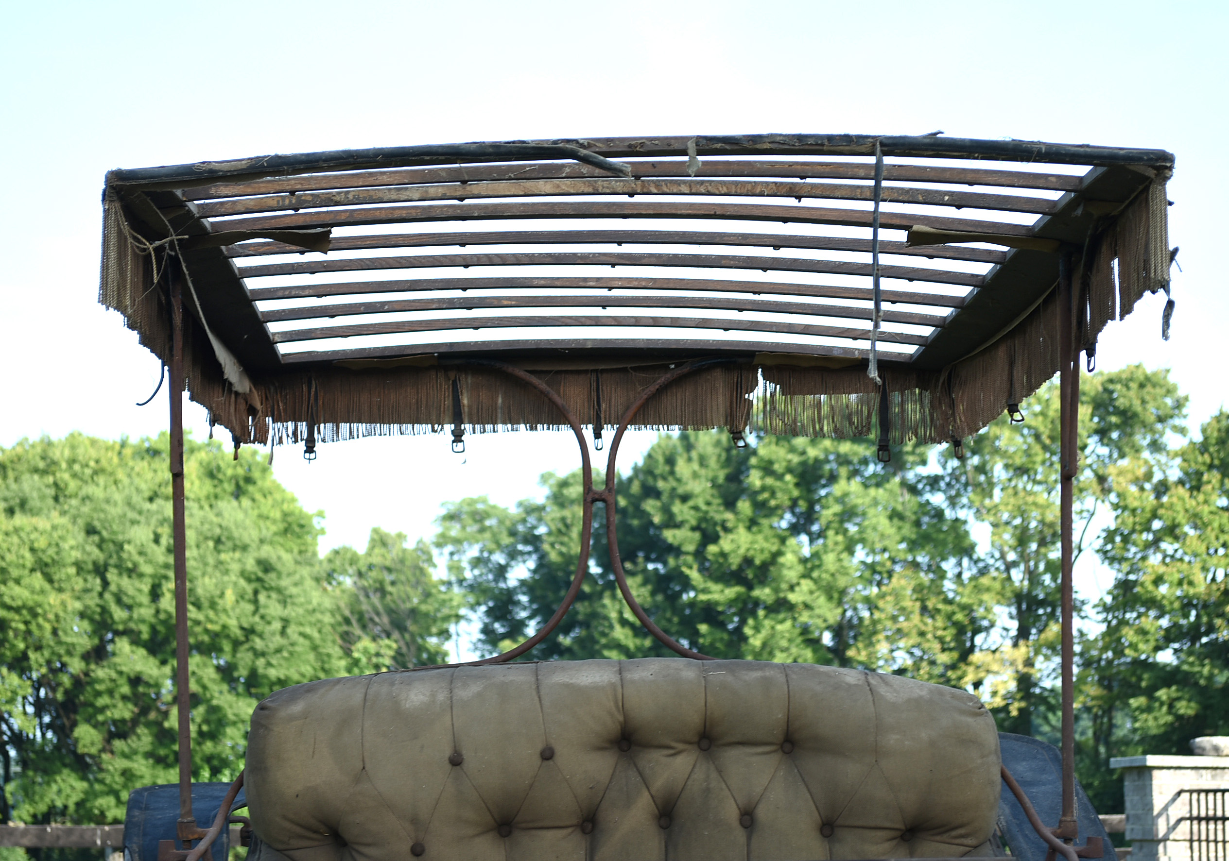 Late 19th Century Horse Drawn Buggy Glen Falls Buckboard Surrey For Restoration