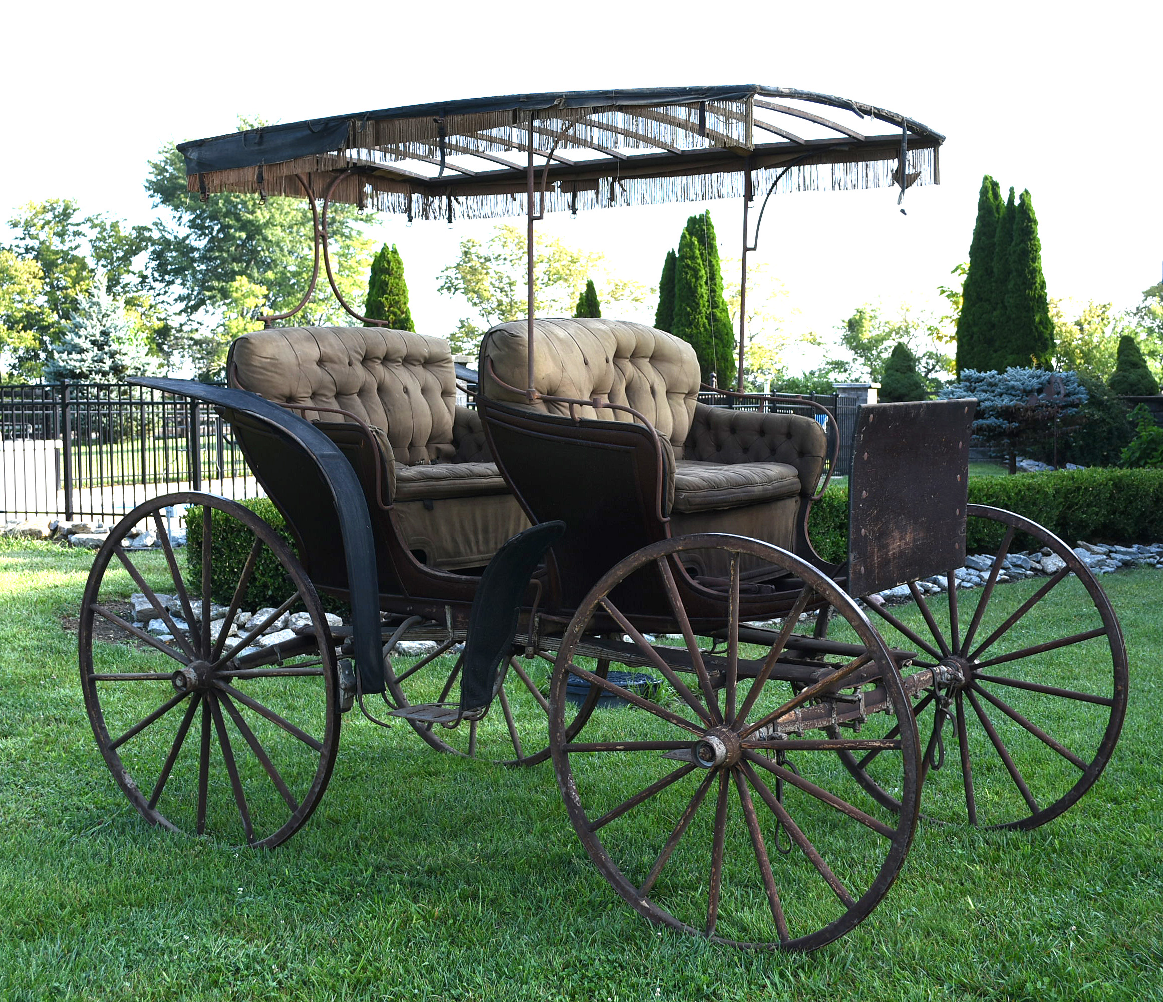 Late 19th Century Horse Drawn Buggy Glen Falls Buckboard Surrey For Restoration