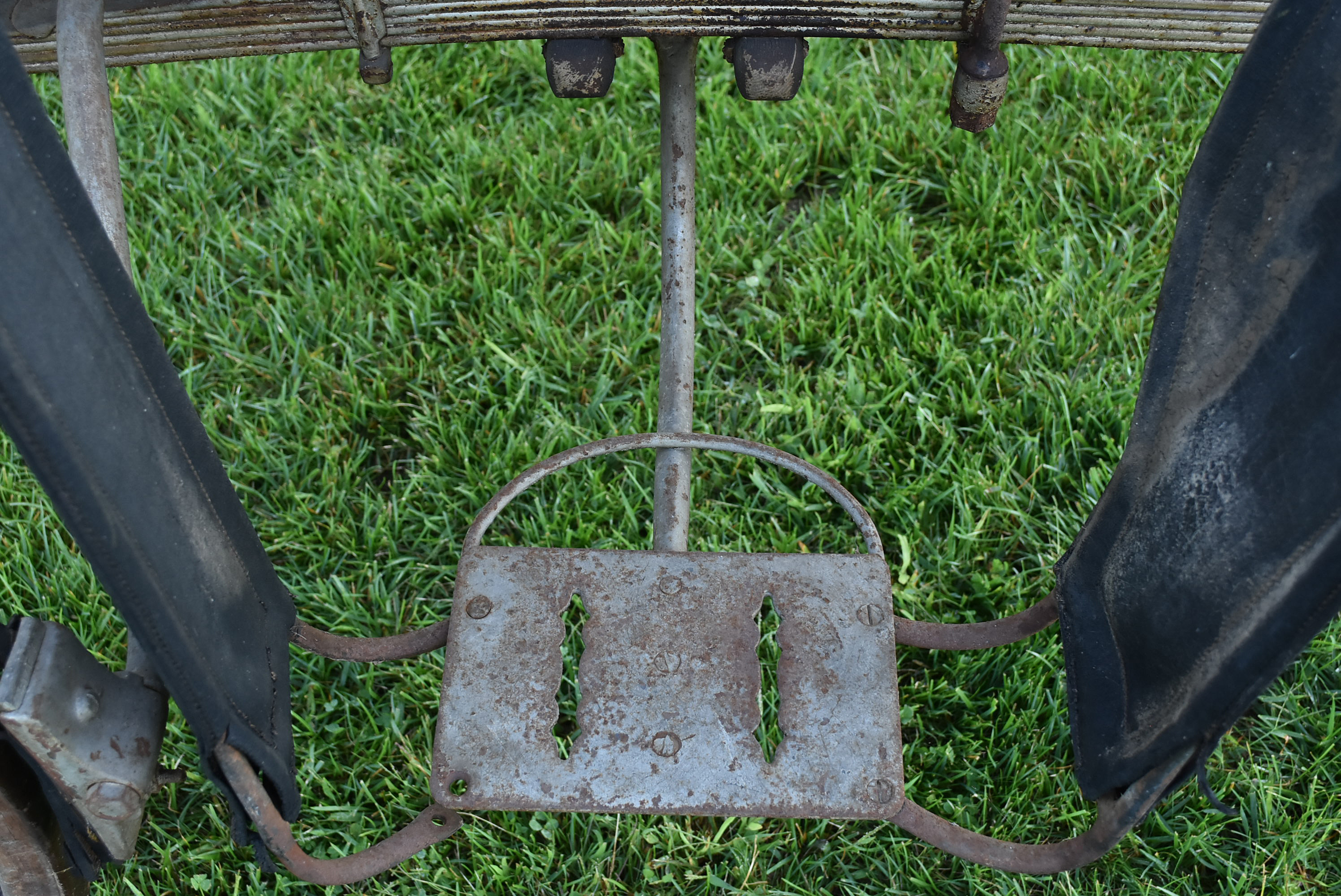 Late 19th Century Horse Drawn Buggy Glen Falls Buckboard Surrey For Restoration