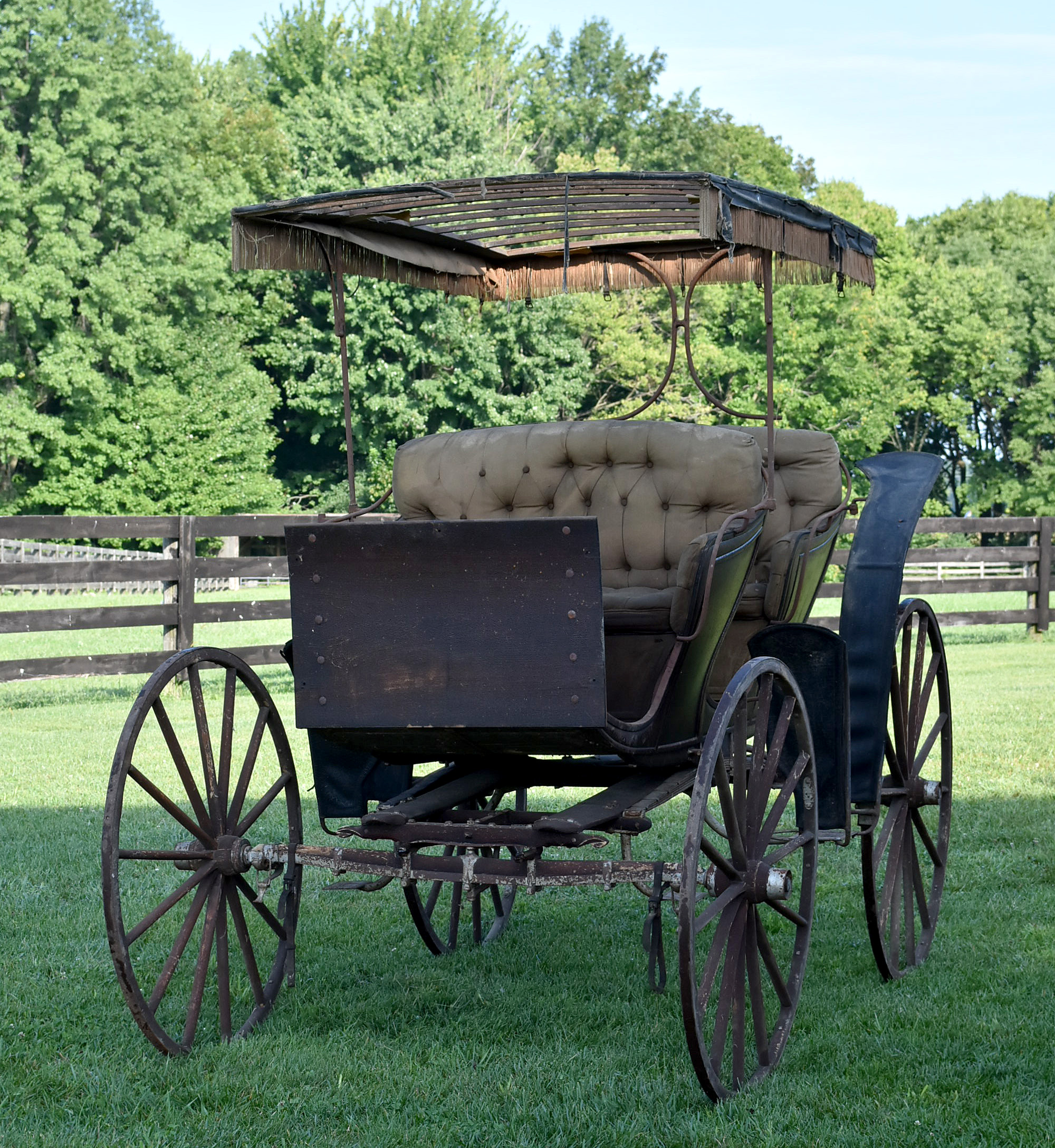 Late 19th Century Horse Drawn Buggy Glen Falls Buckboard Surrey For Restoration