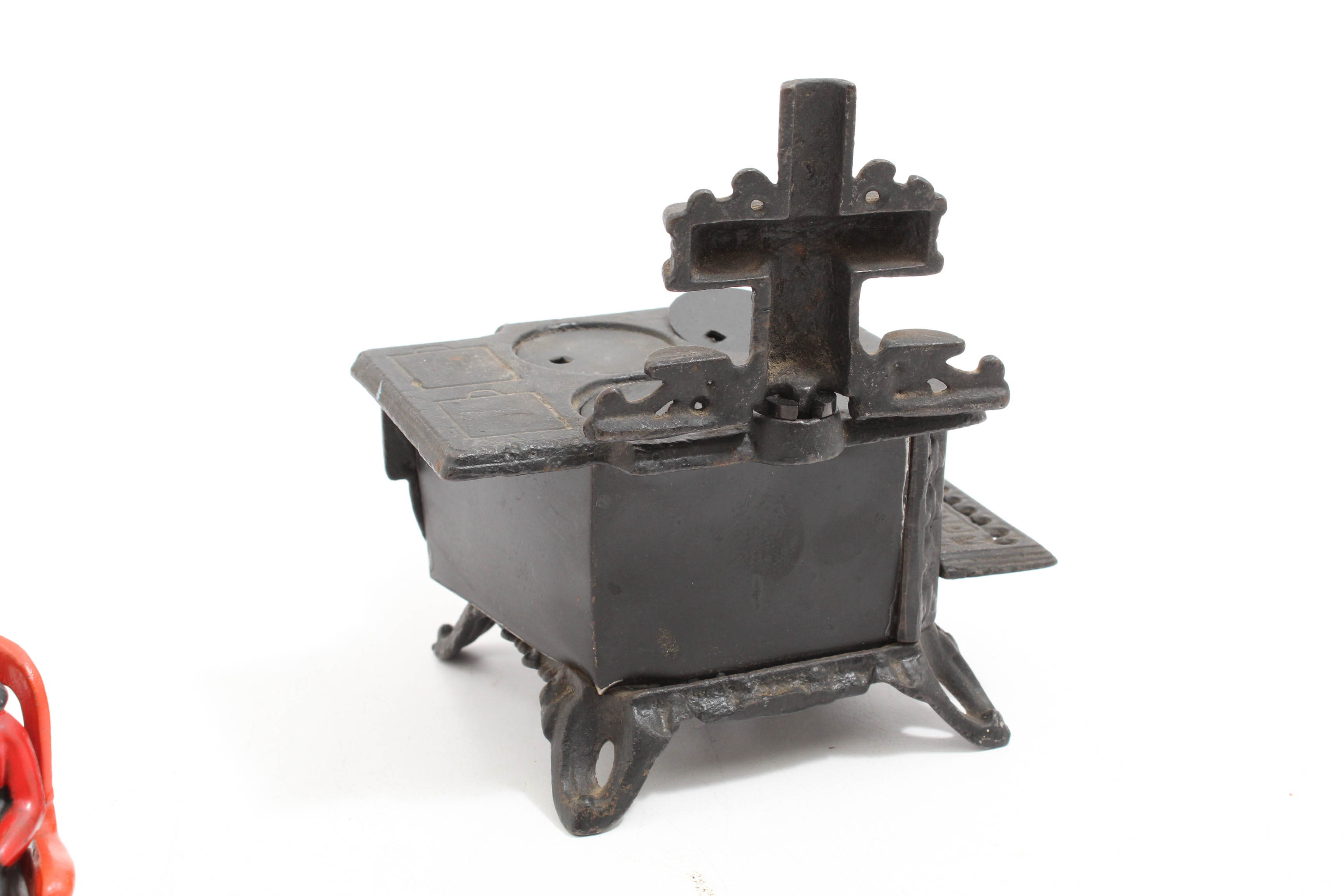 Vintage Cast Iron Toy Stove and Figurines