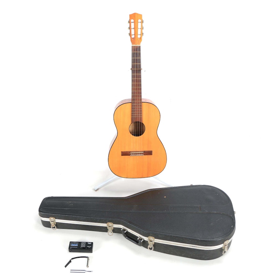 Circa 1960s Greco Goya GR-9 Classical Acoustic Guitar
