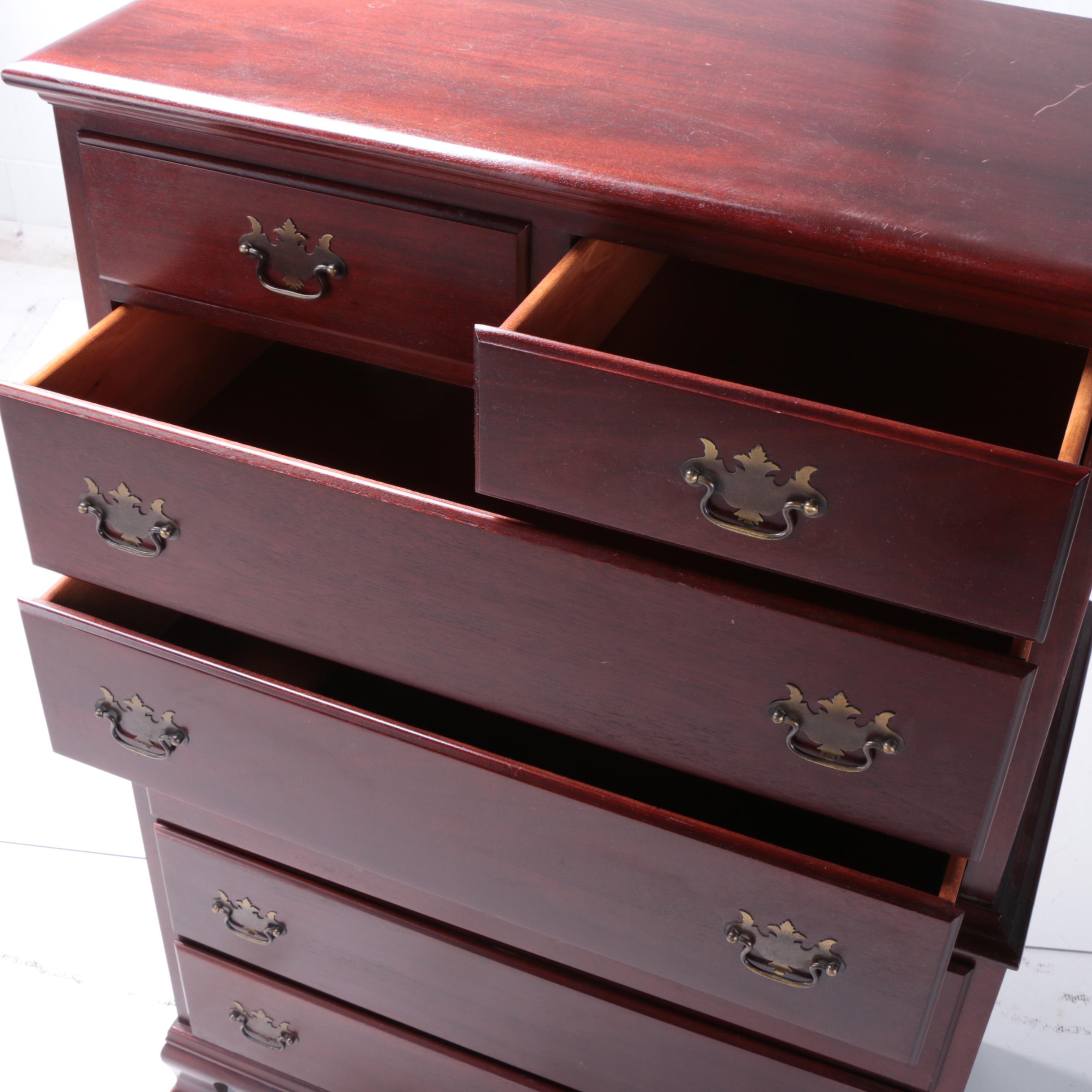 Vintage Chippendale Style Mahogany Chest on Chest by Hungerford