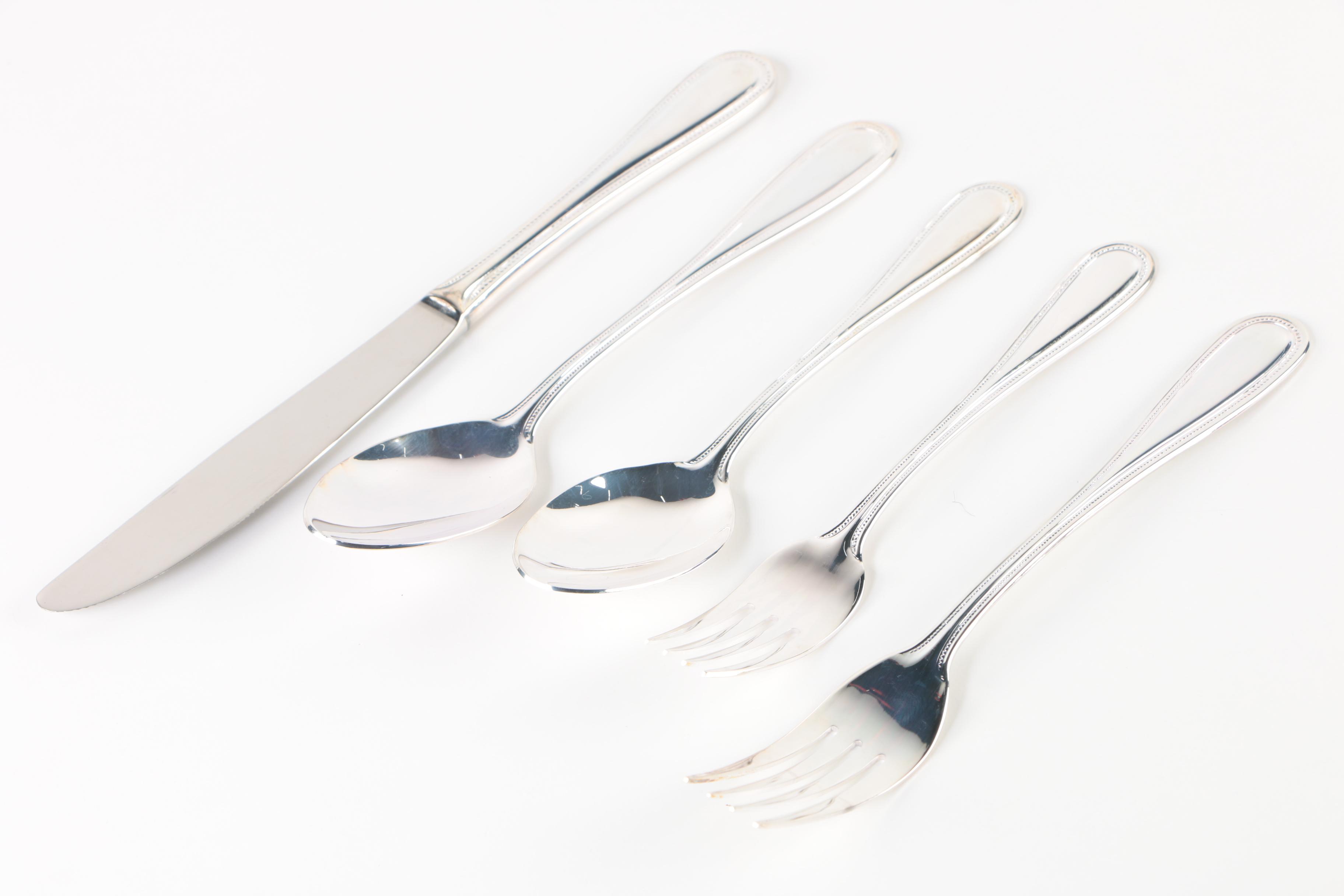 Towle Silversmiths "Beaded Antique" Silver Plate Flatware Set with Chest