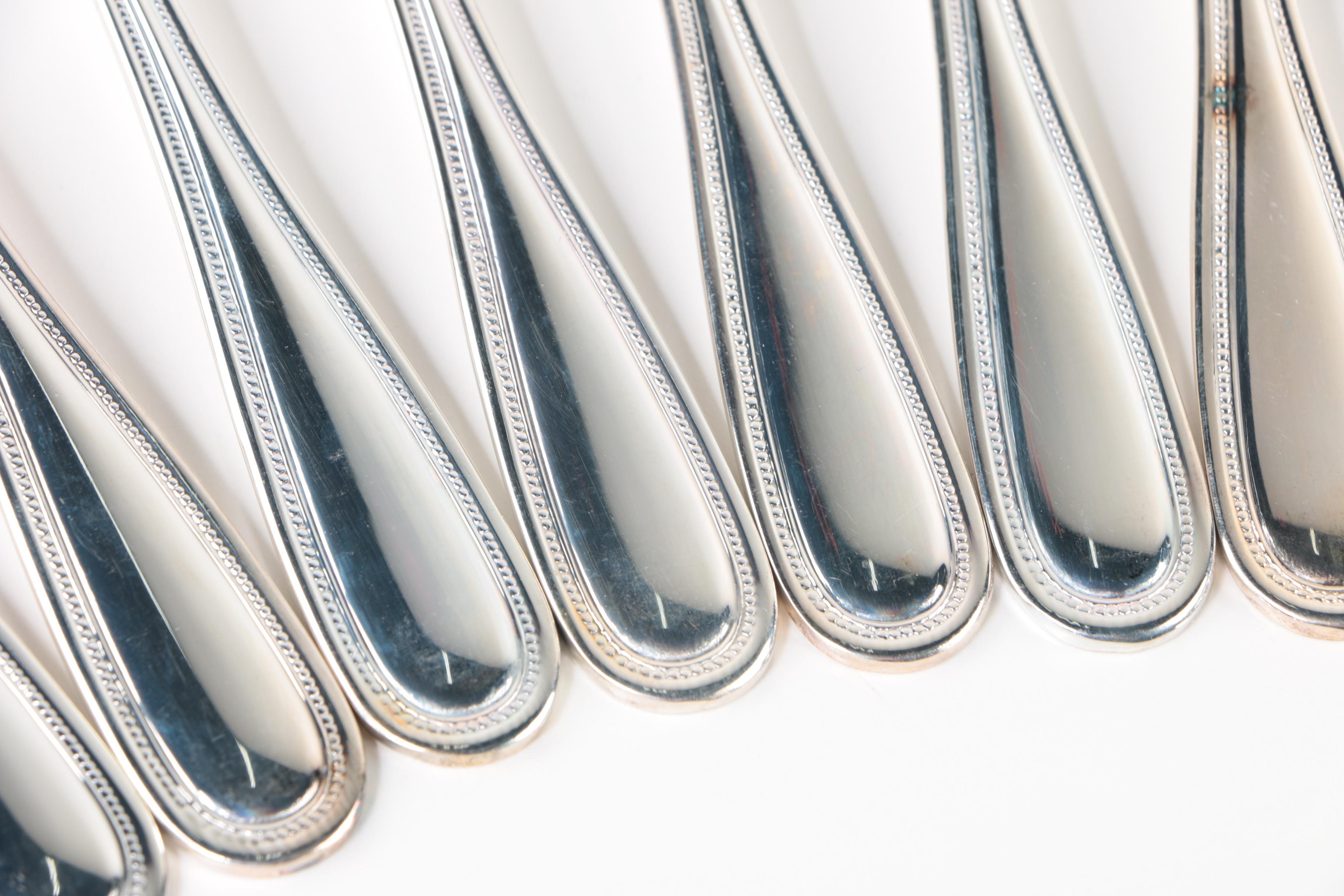 Towle Silversmiths "Beaded Antique" Silver Plate Flatware Set with Chest