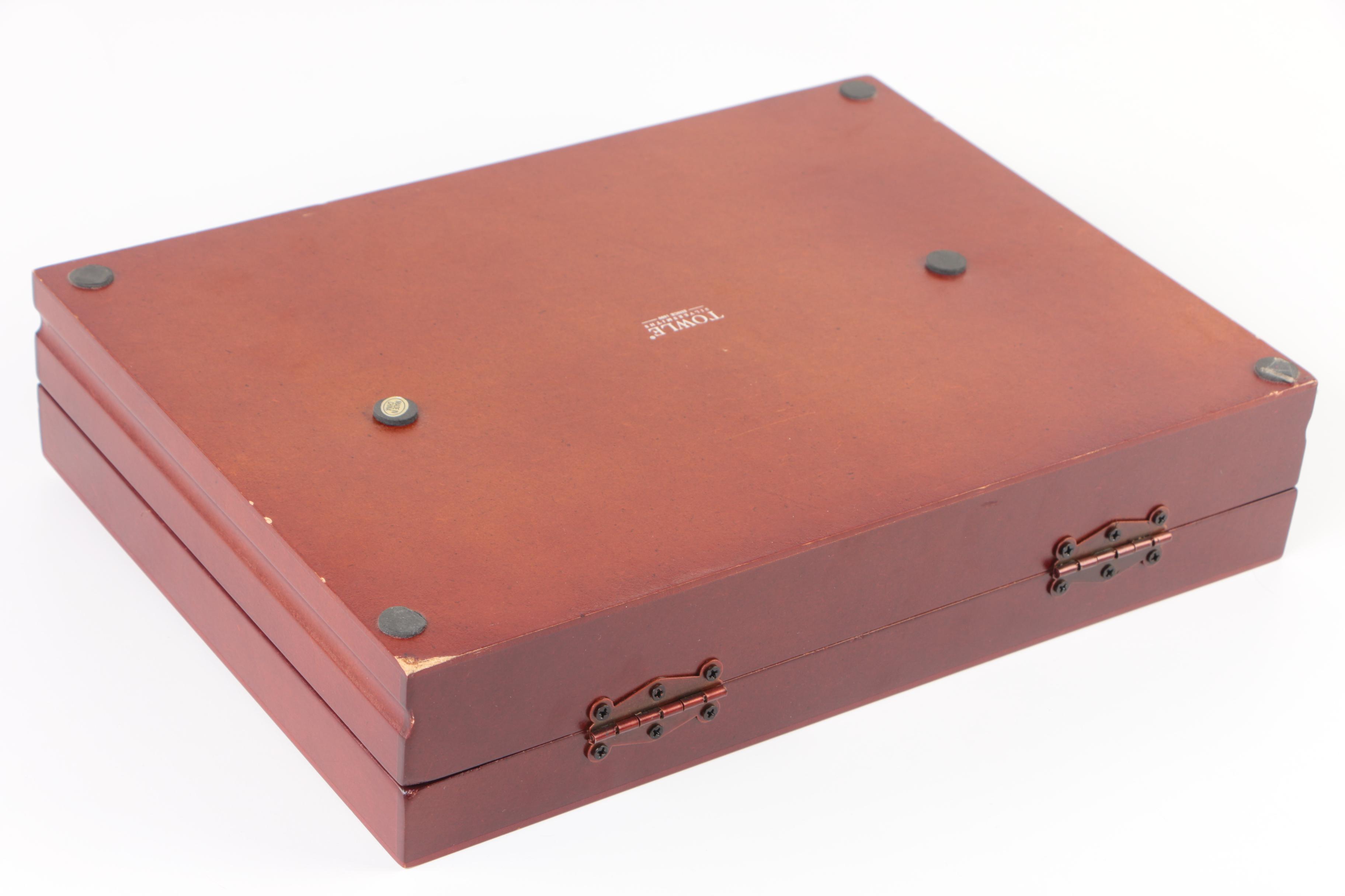 Towle Silversmiths "Beaded Antique" Silver Plate Flatware Set with Chest