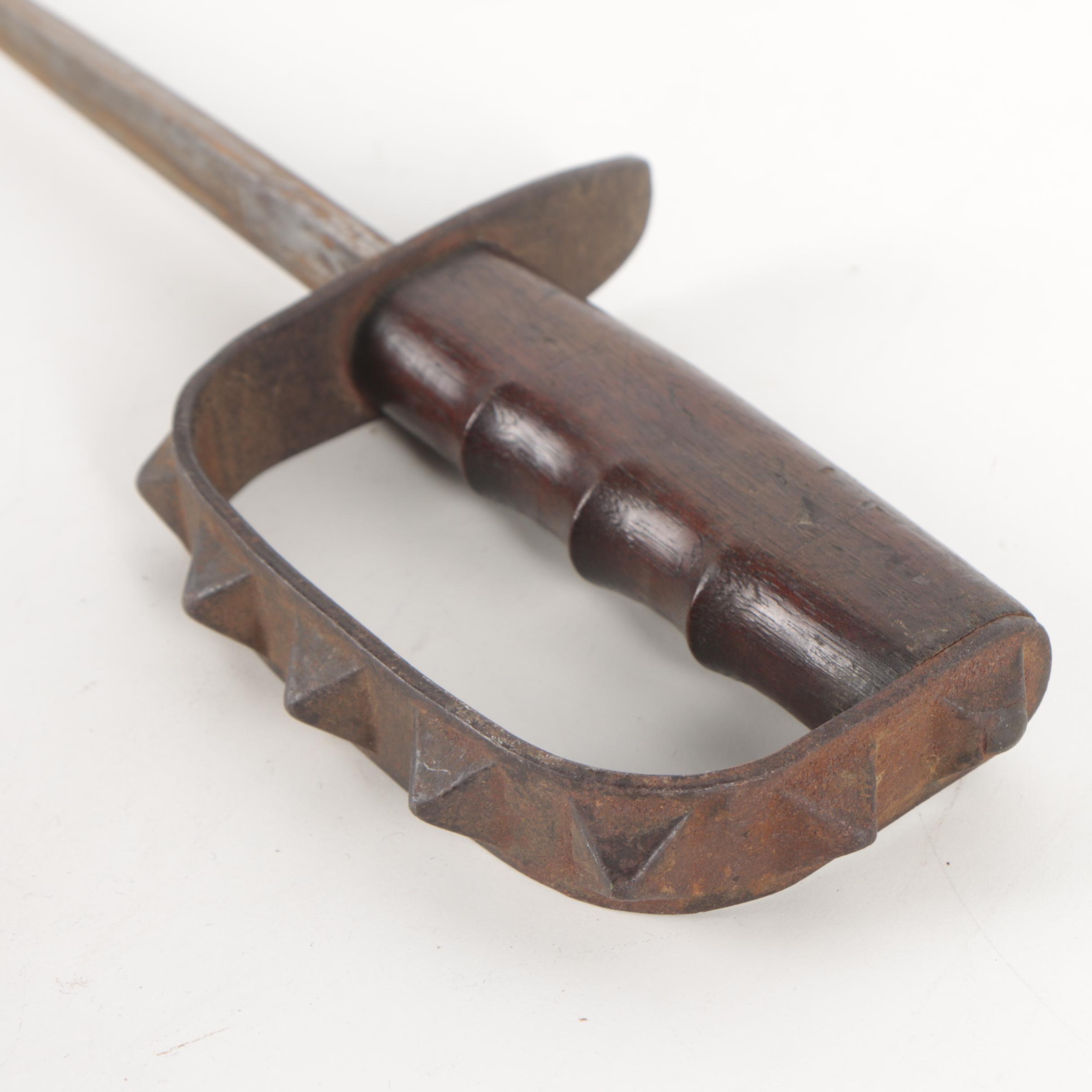 WWI Era U.S. L.F. & C. M1917 Triangular Blade Trench Knife and Scabbard