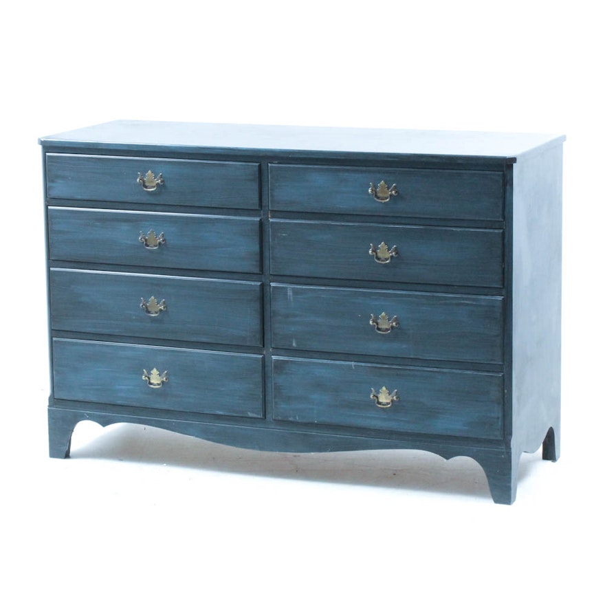 Chest of Drawers with Painted Finish