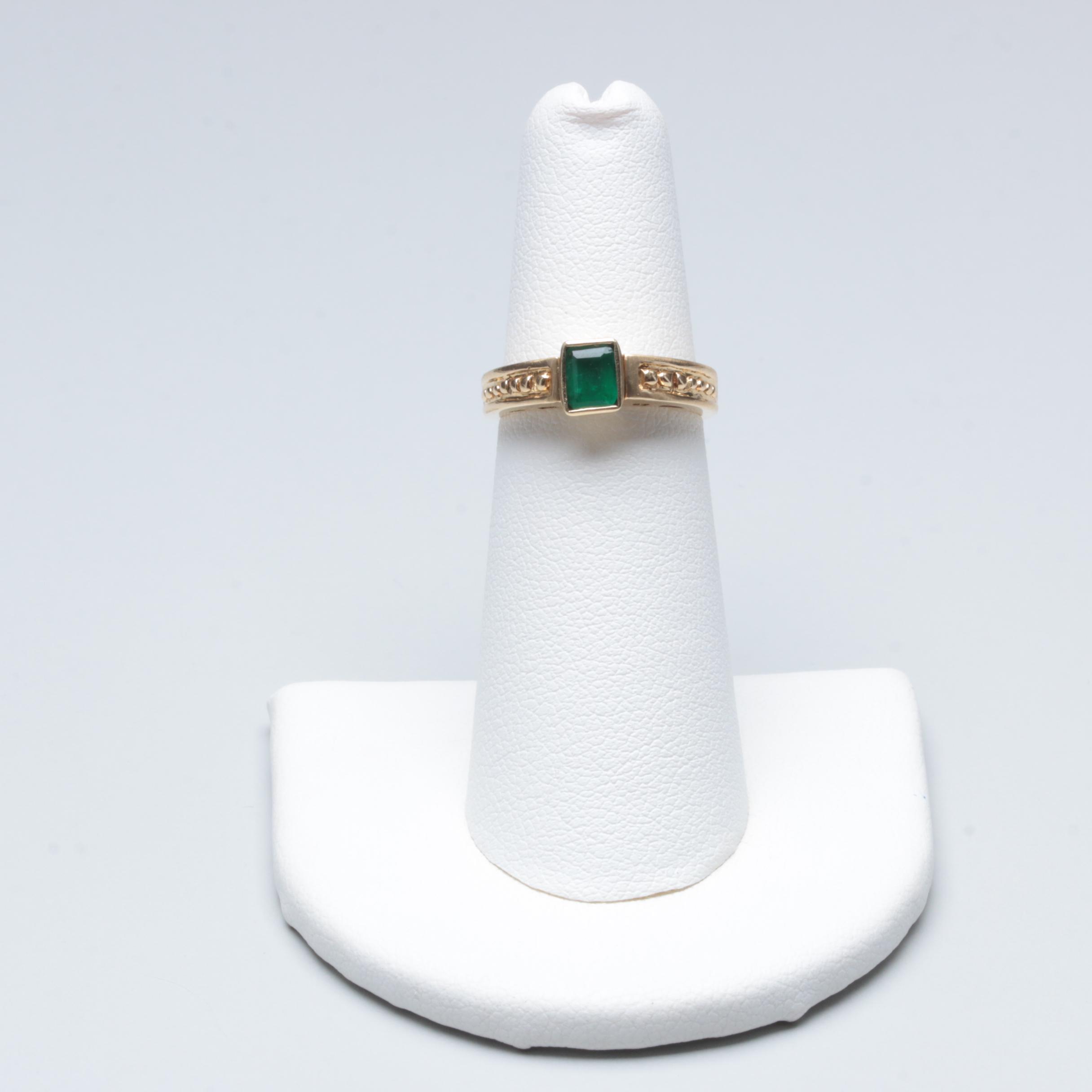 18K Yellow Gold Emerald Ring
