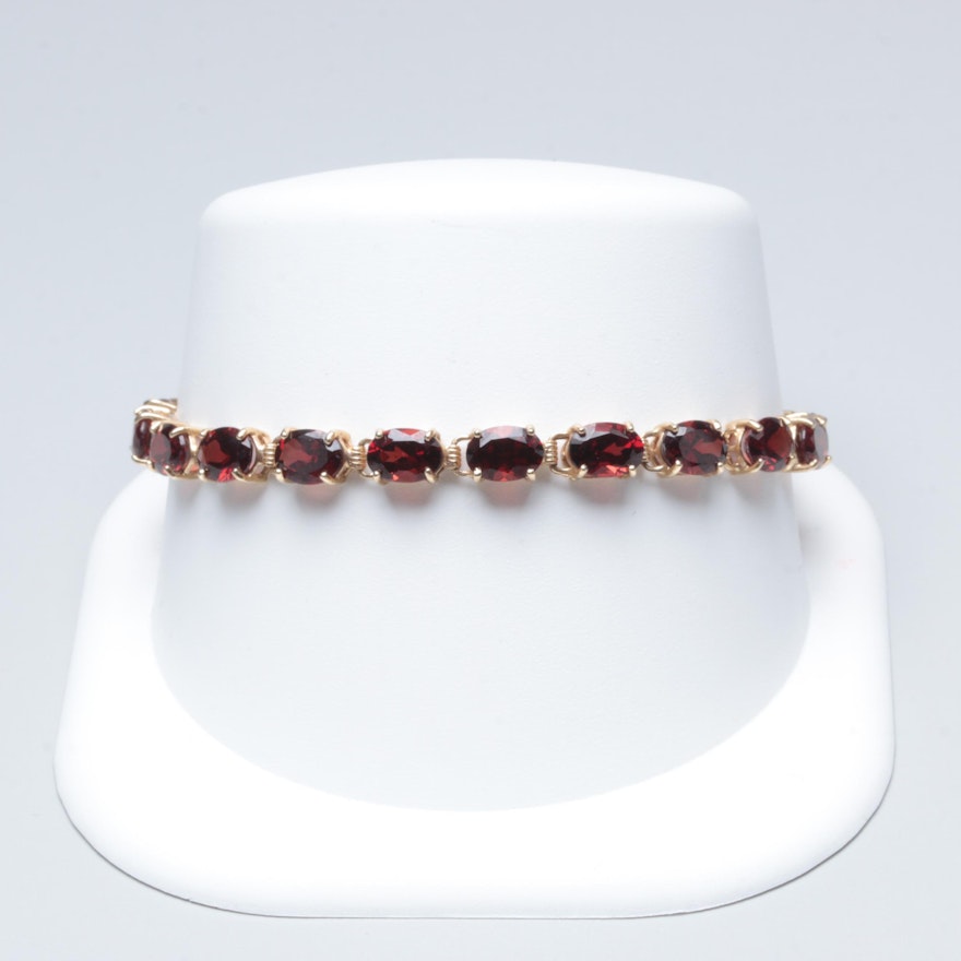 14K Yellow Gold Garnet Bracelet