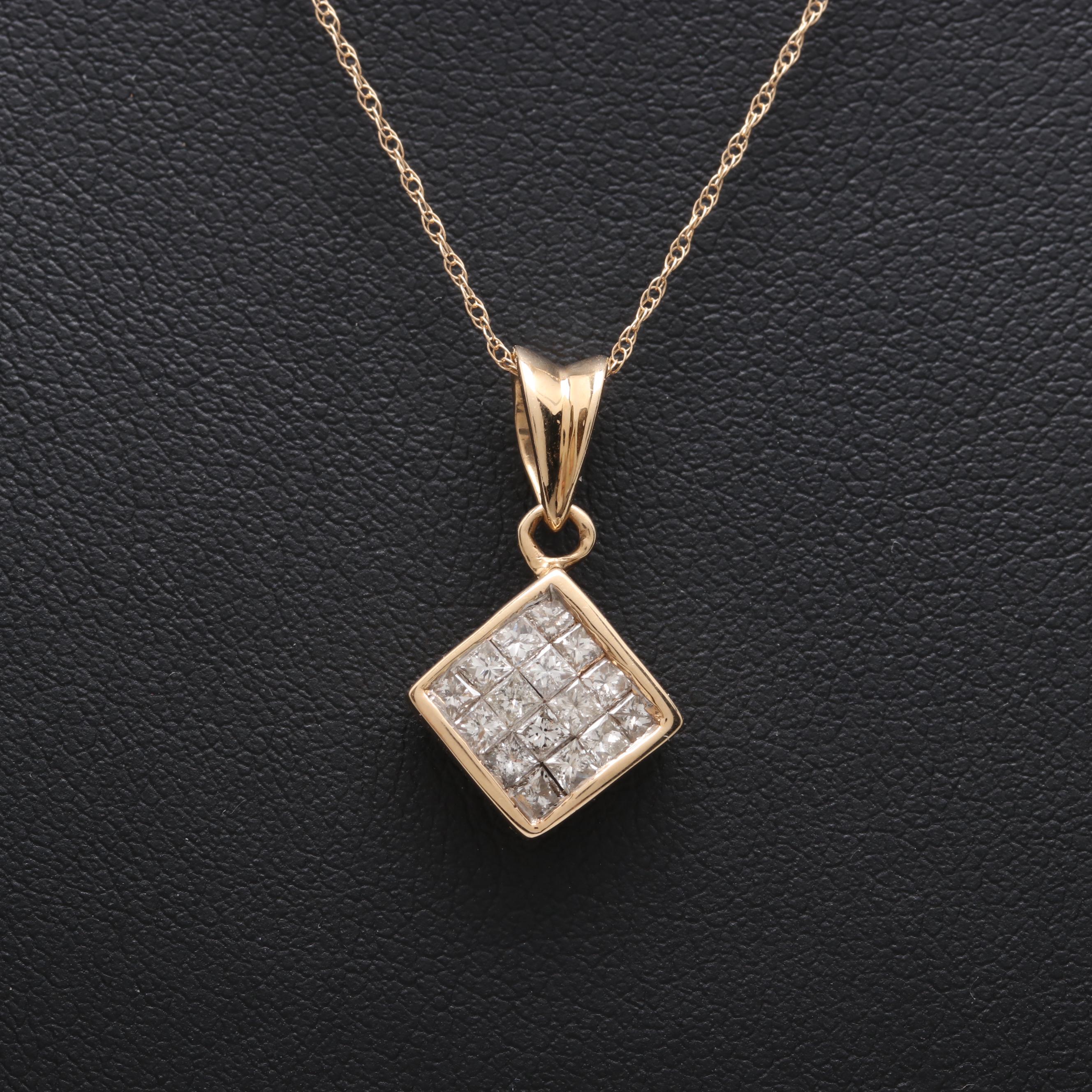 14K Yellow Gold Diamond Pendant Necklace