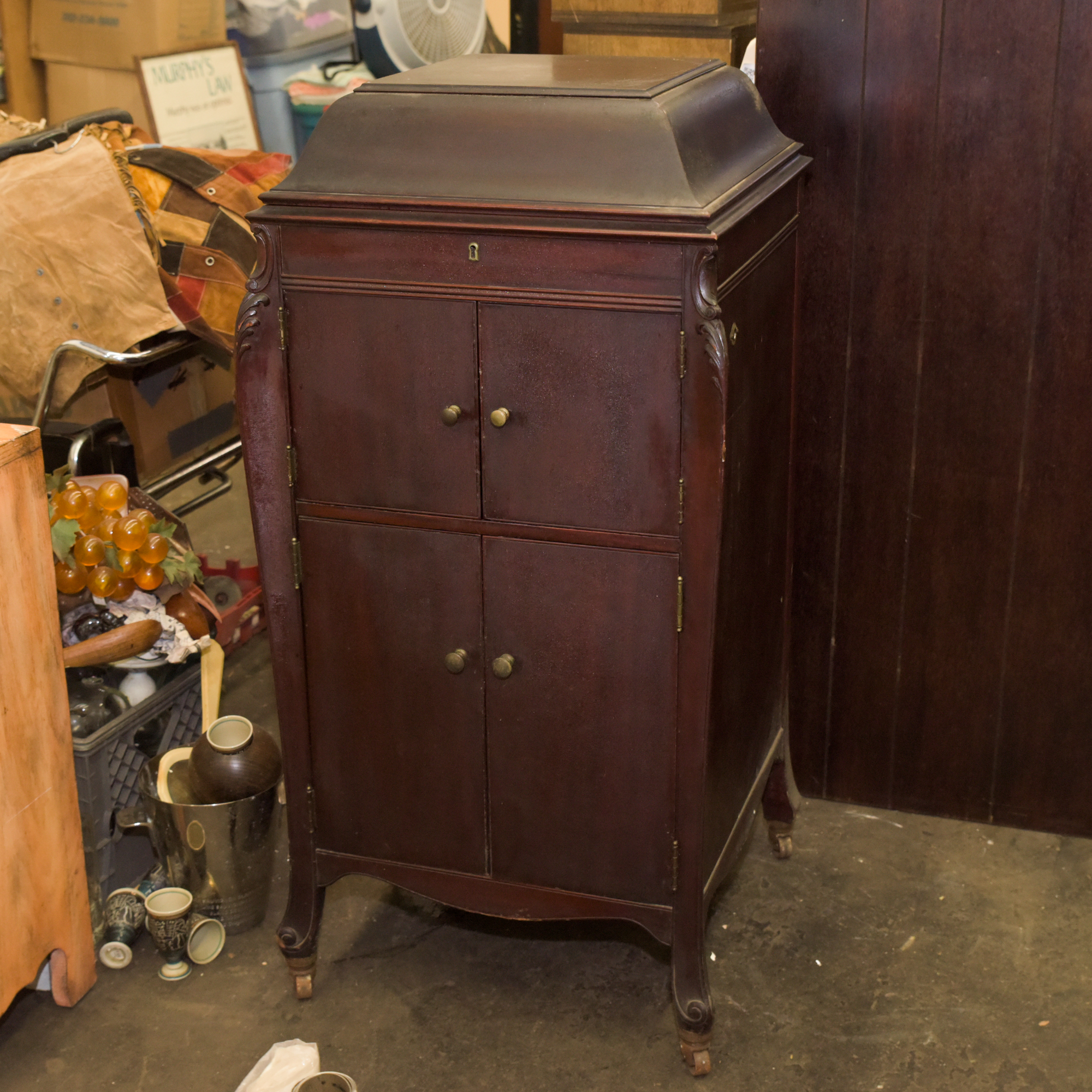 Circa 1912 Mahogany Victor-Victrola