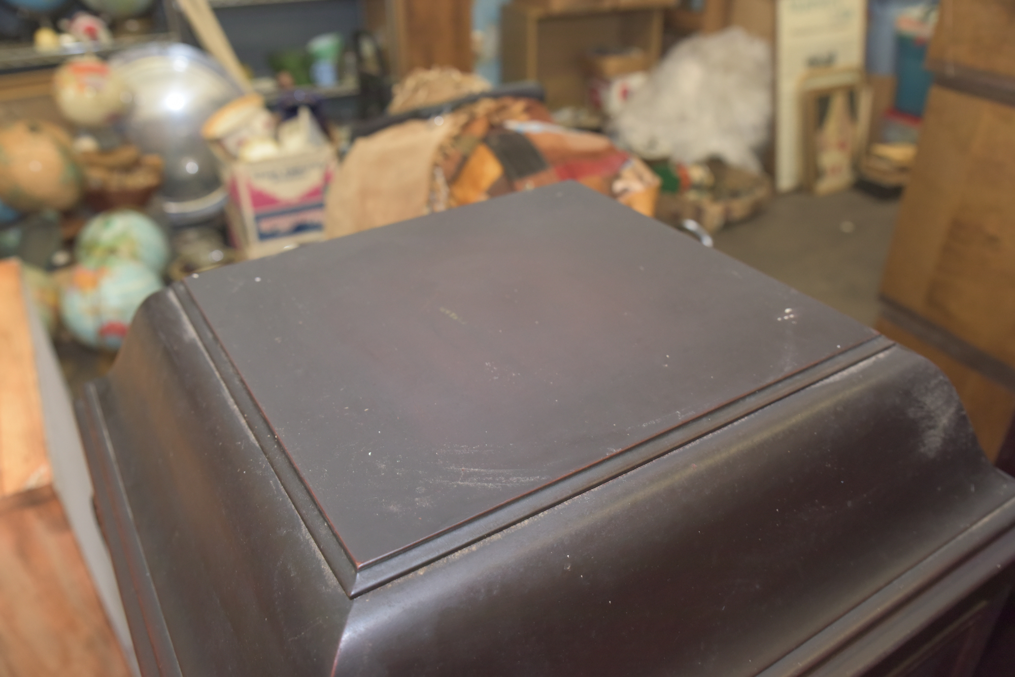 Circa 1912 Mahogany Victor-Victrola