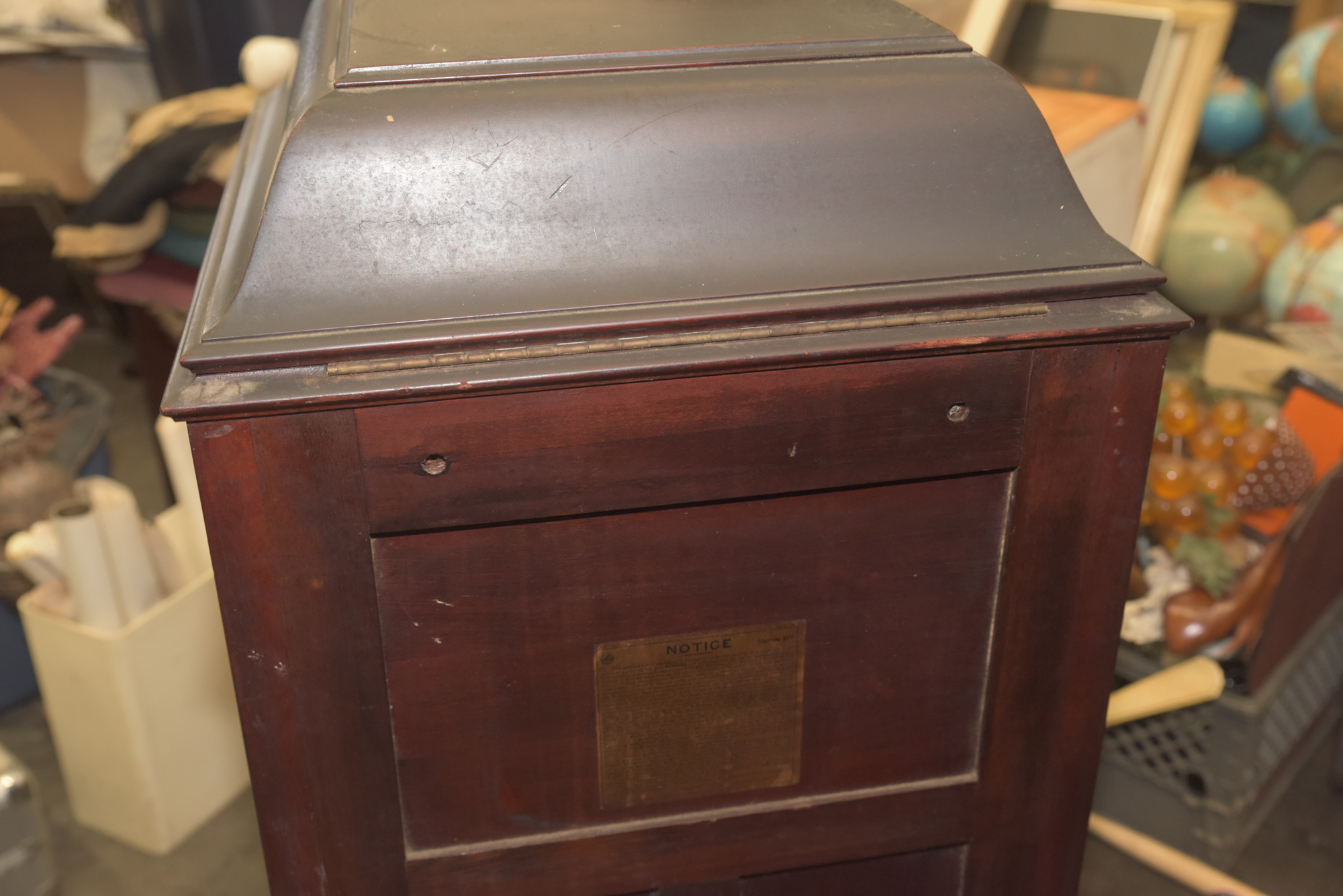 Circa 1912 Mahogany Victor-Victrola