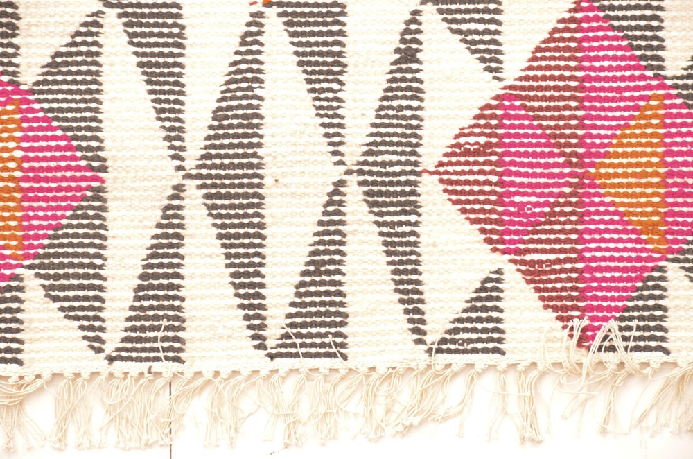 Handwoven Design Within Reach Area Rug EBTH