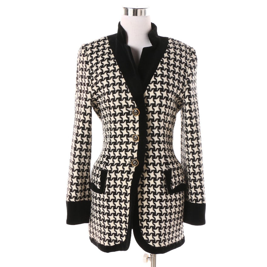 Women's Escada Velvet Trimmed Black and White Wool Blend Houndstooth Jacket