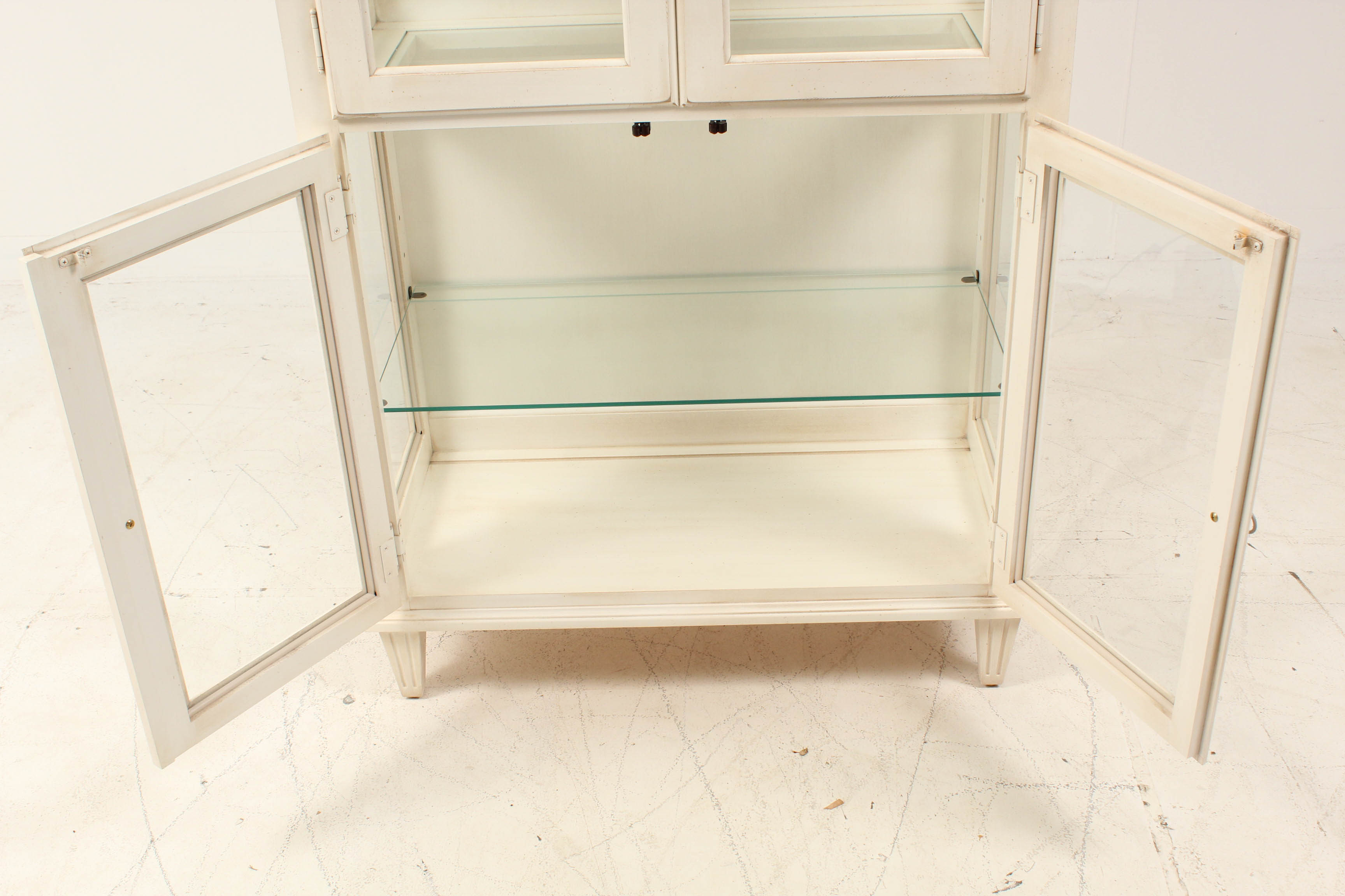 Ethan Allen "Swedish Home" China Cabinet