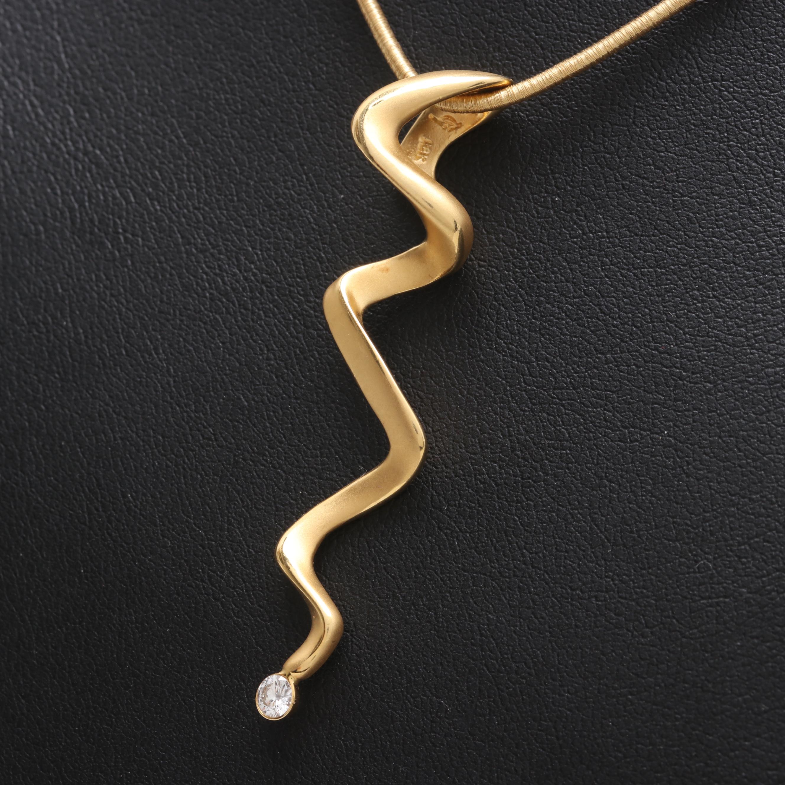 18K Yellow Gold Diamond Necklace
