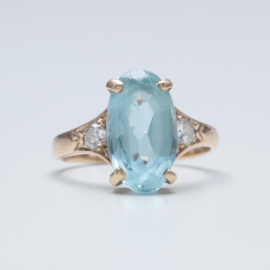 10K Yellow Gold Aquamarine and Diamond Ring