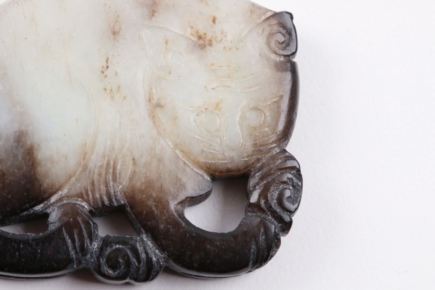 Chinese Ming Dynasty Carved Nephrite Jade Cat