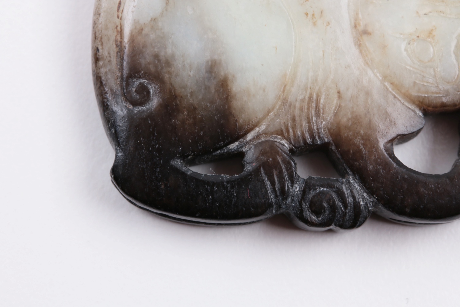 Chinese Ming Dynasty Carved Nephrite Jade Cat