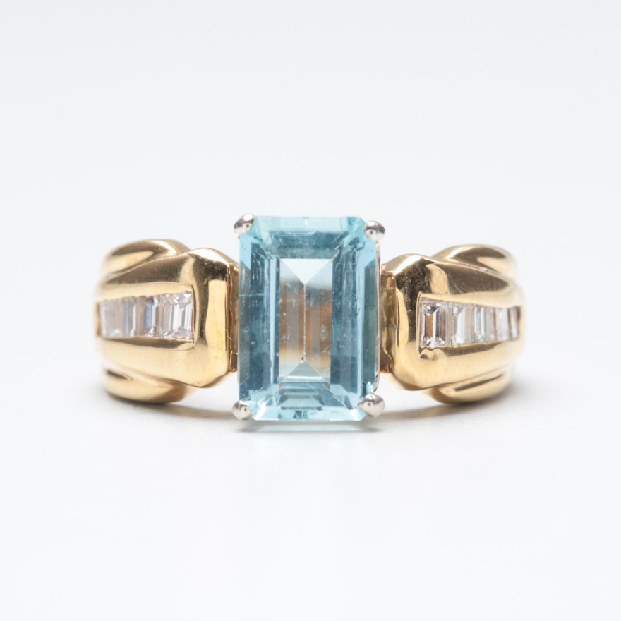 18K Yellow Gold Aquamarine and Diamond Ring