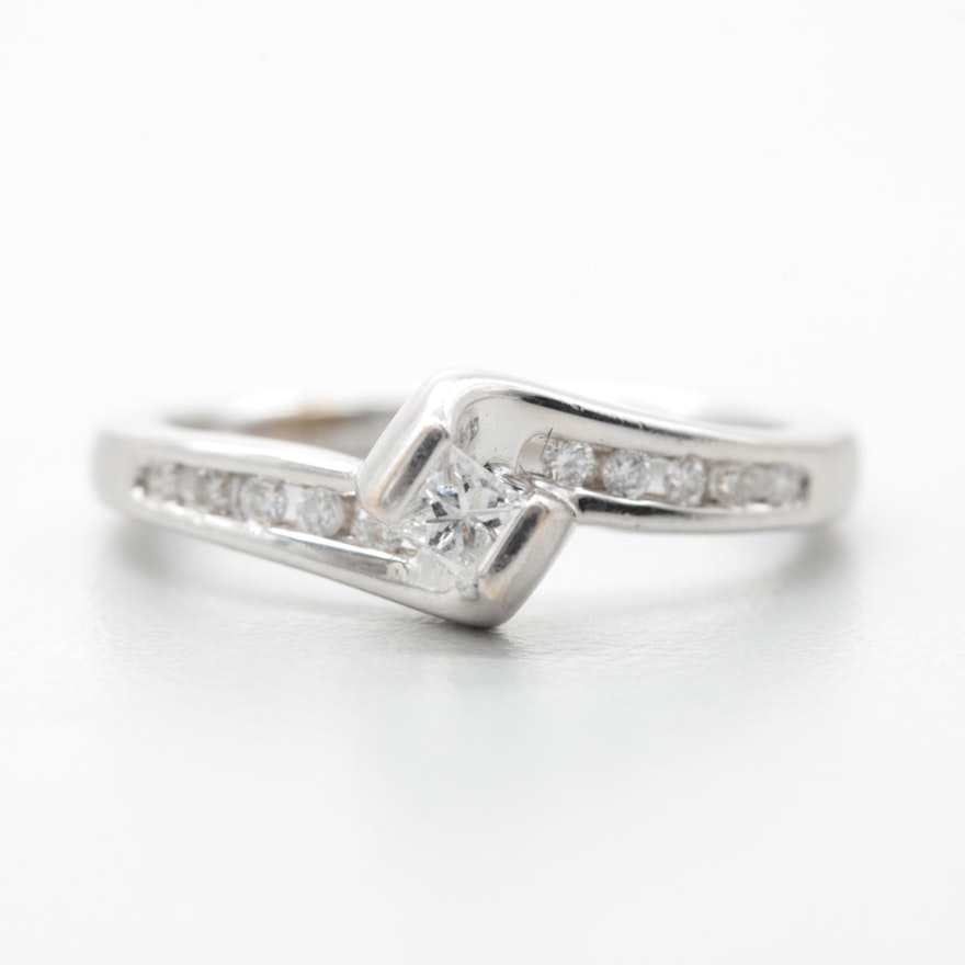 10K White Gold Diamond Ring