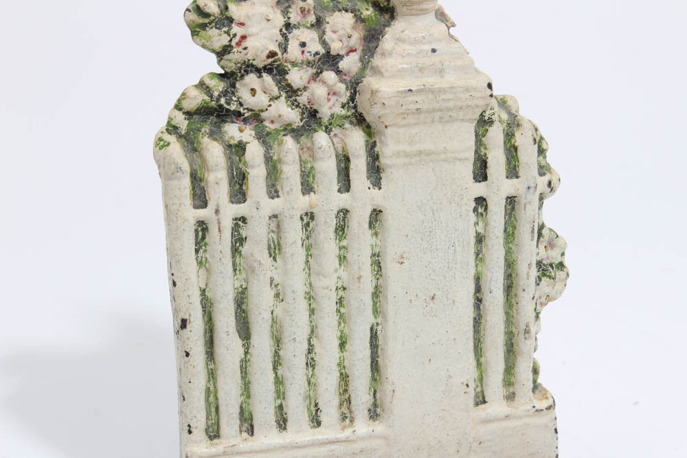 Cast Iron Salem, Massachusetts Figural Fence Post Doorstop