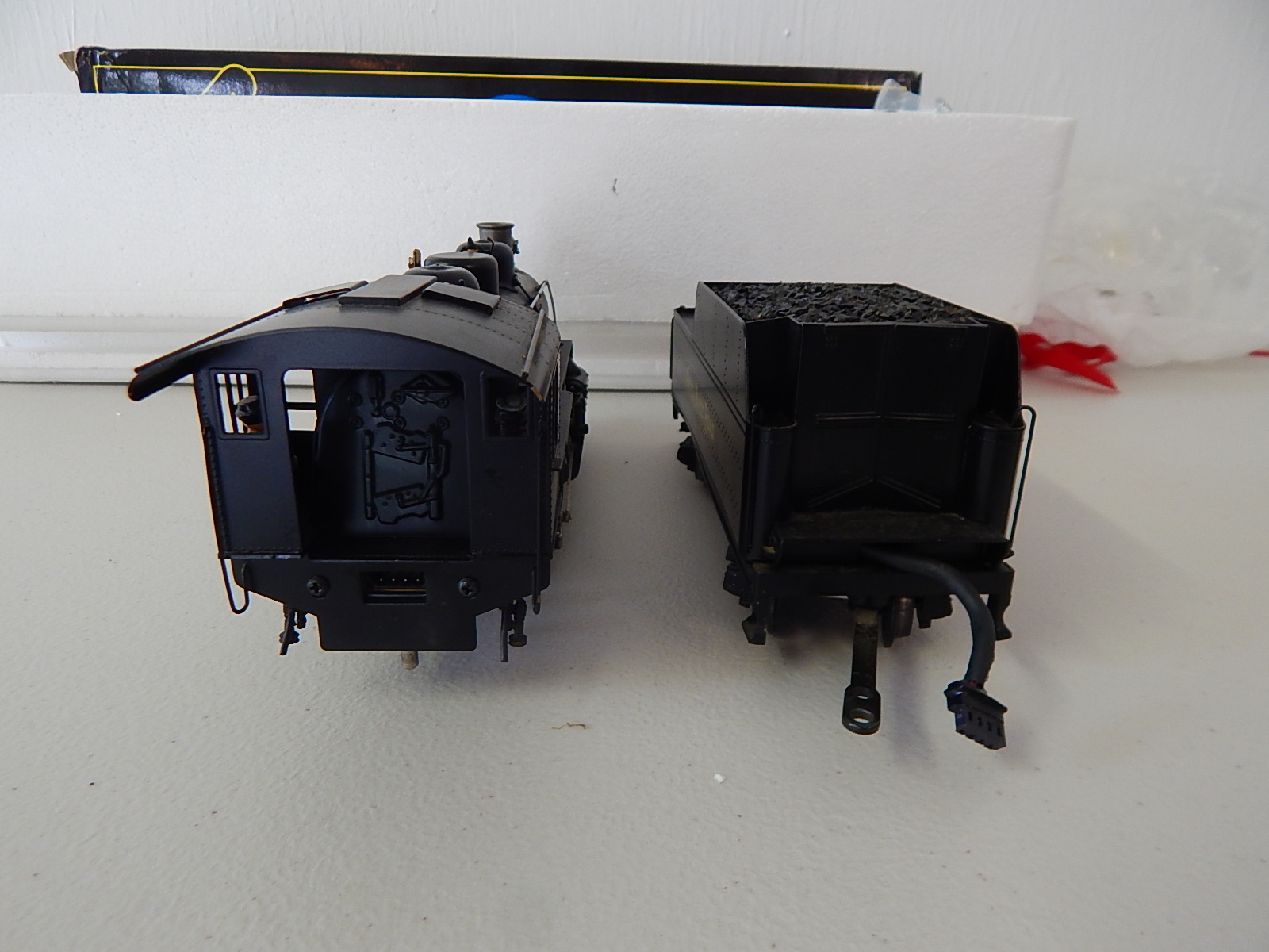 Weaver USRA 0-6-0 3-Rail Steam Engine with Nickel Plate Road Tender L/E 28/50