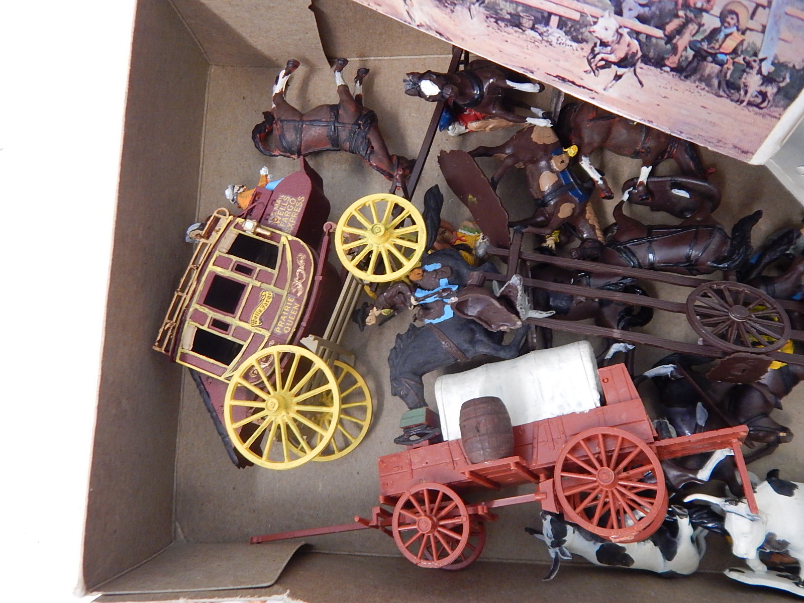 Vintage O-Gauge Train Model Kits and Figures - Some Hand-Painted